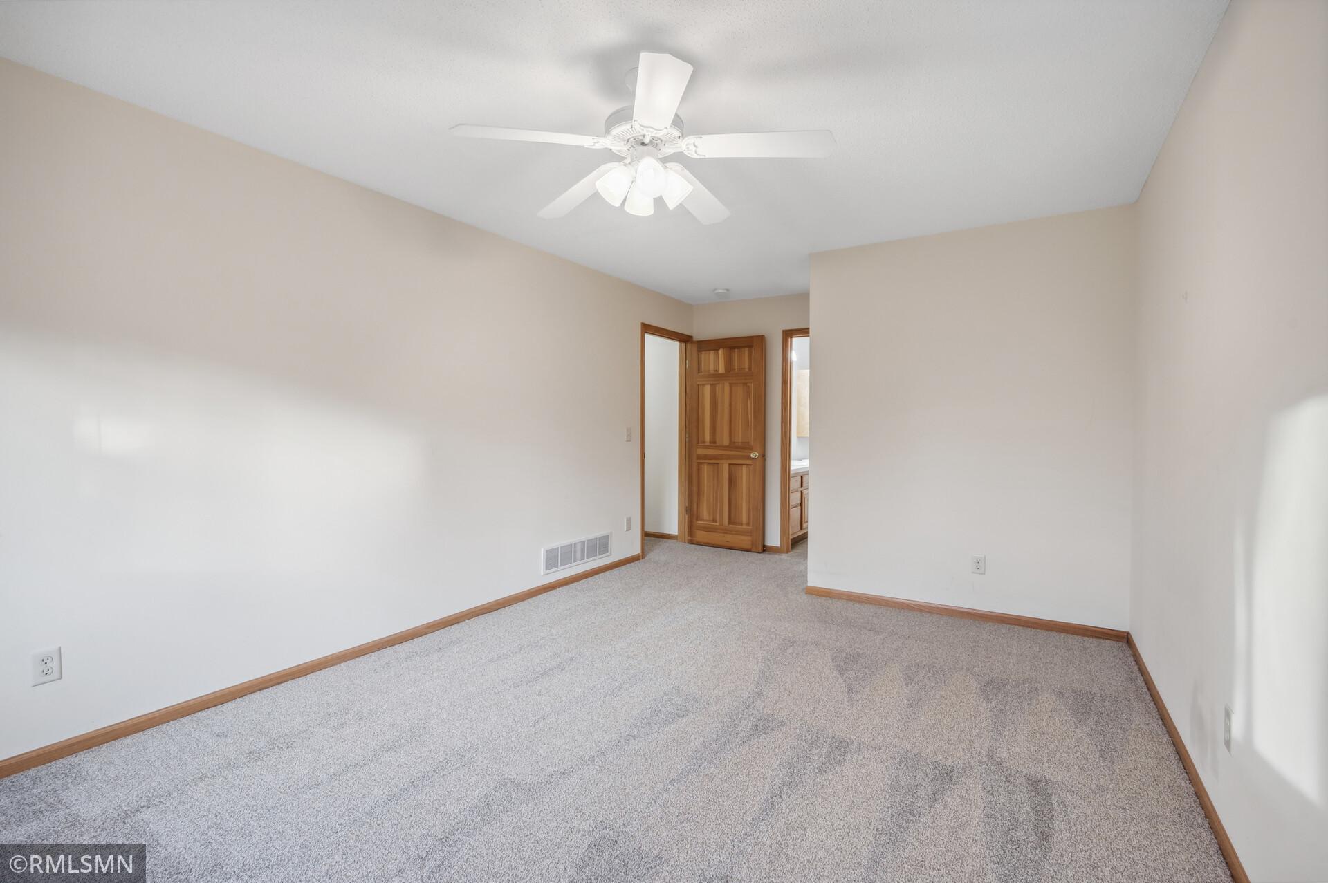 885 Evergreen Court