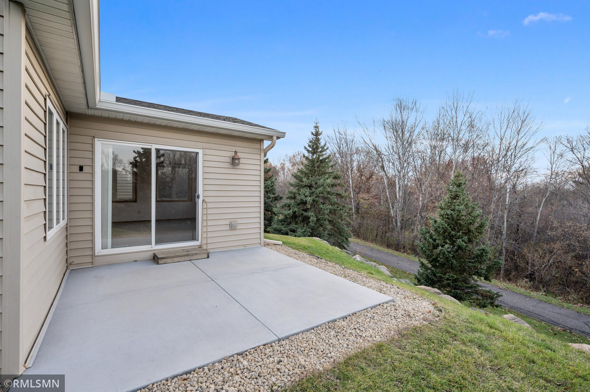 885 Evergreen Court