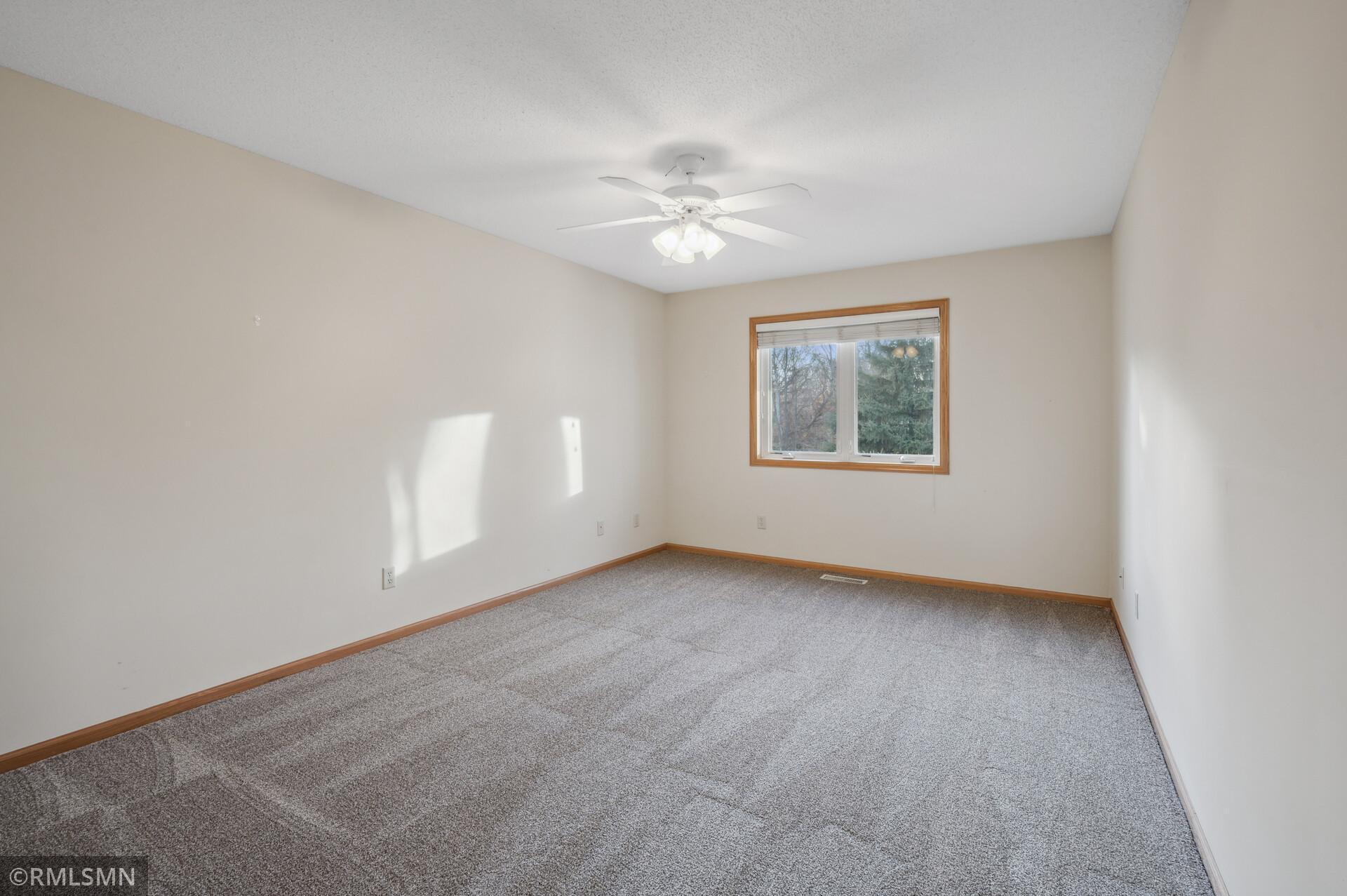 885 Evergreen Court