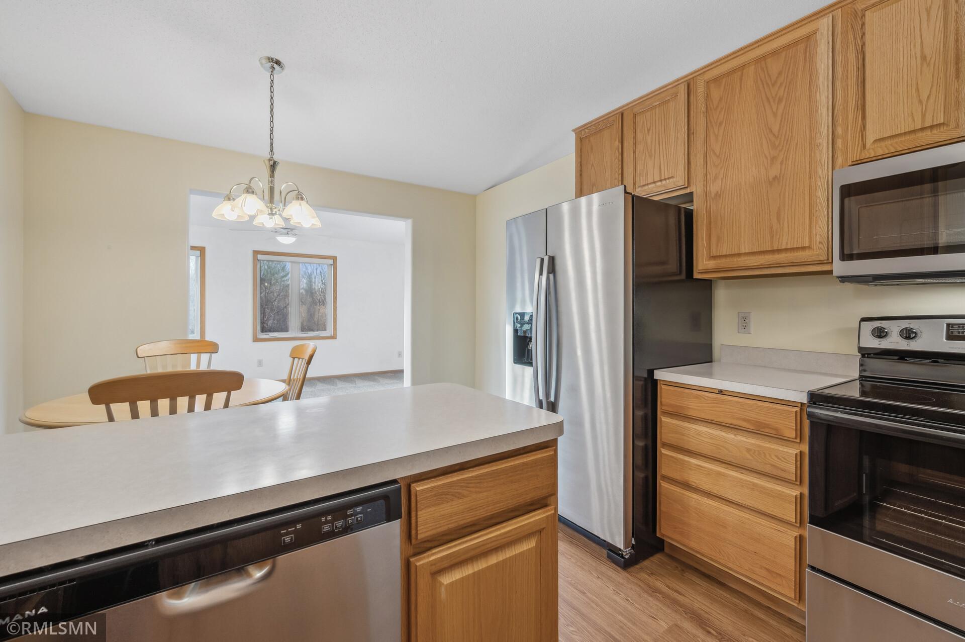 885 Evergreen Court