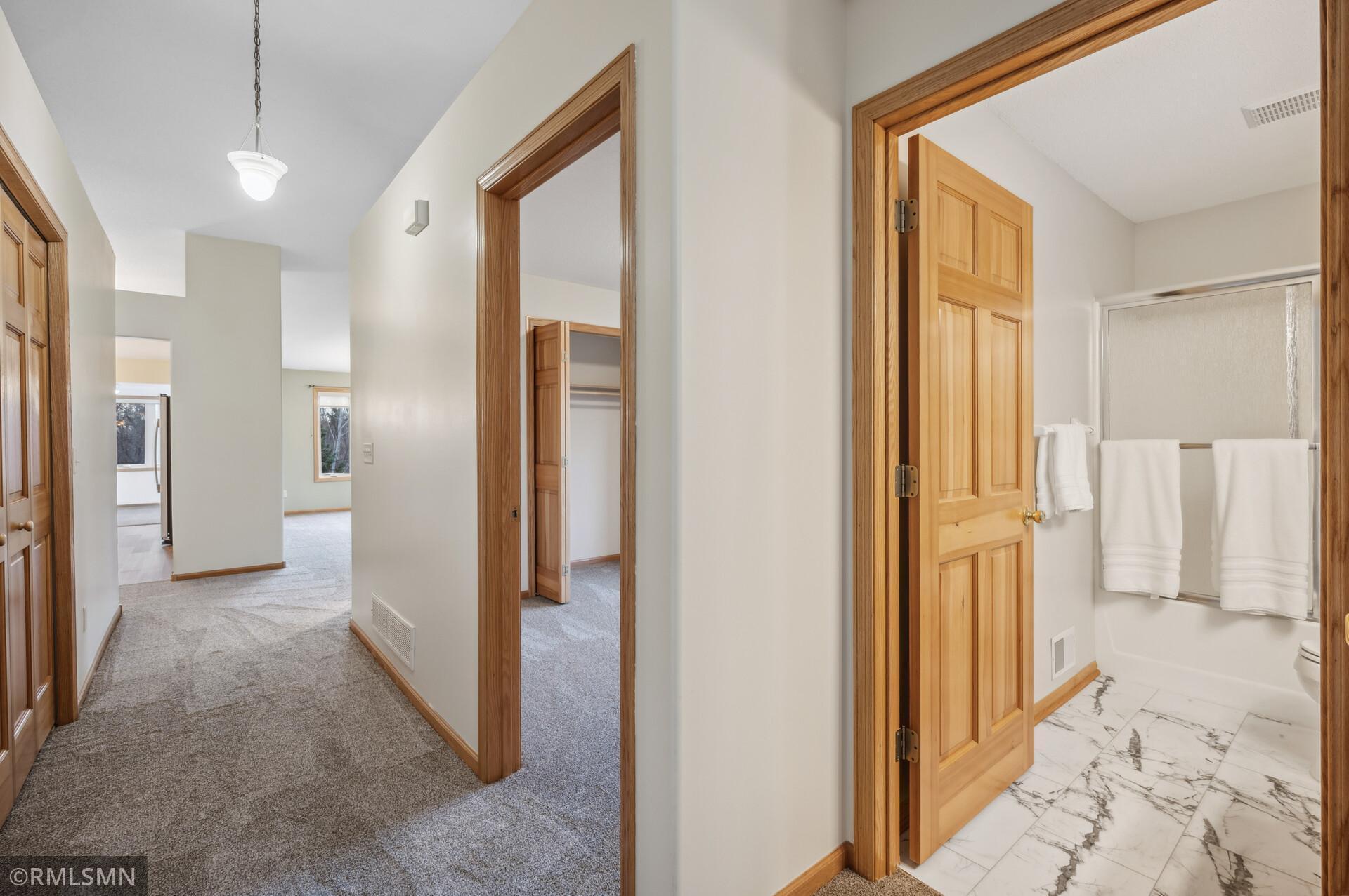 885 Evergreen Court