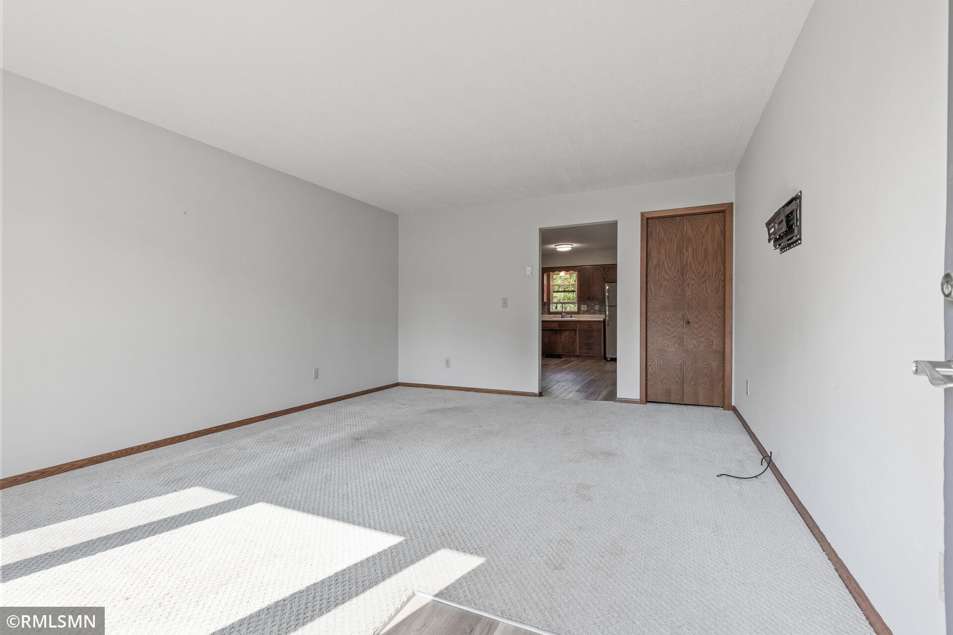 5821 Otter View Trail