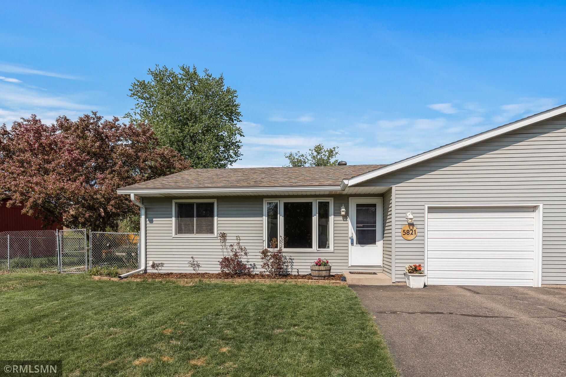 5821 Otter View Trail