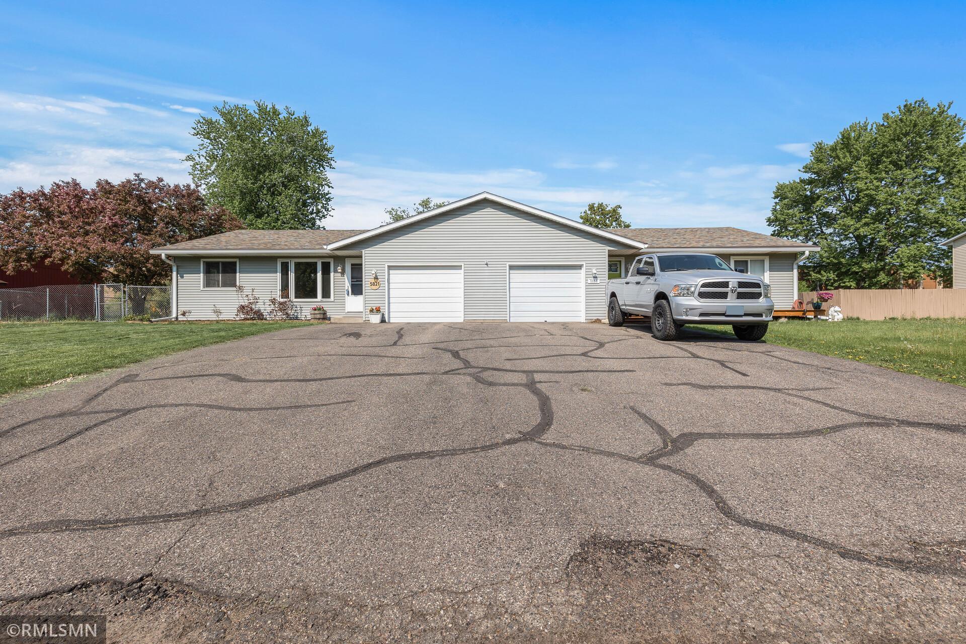 5821 Otter View Trail