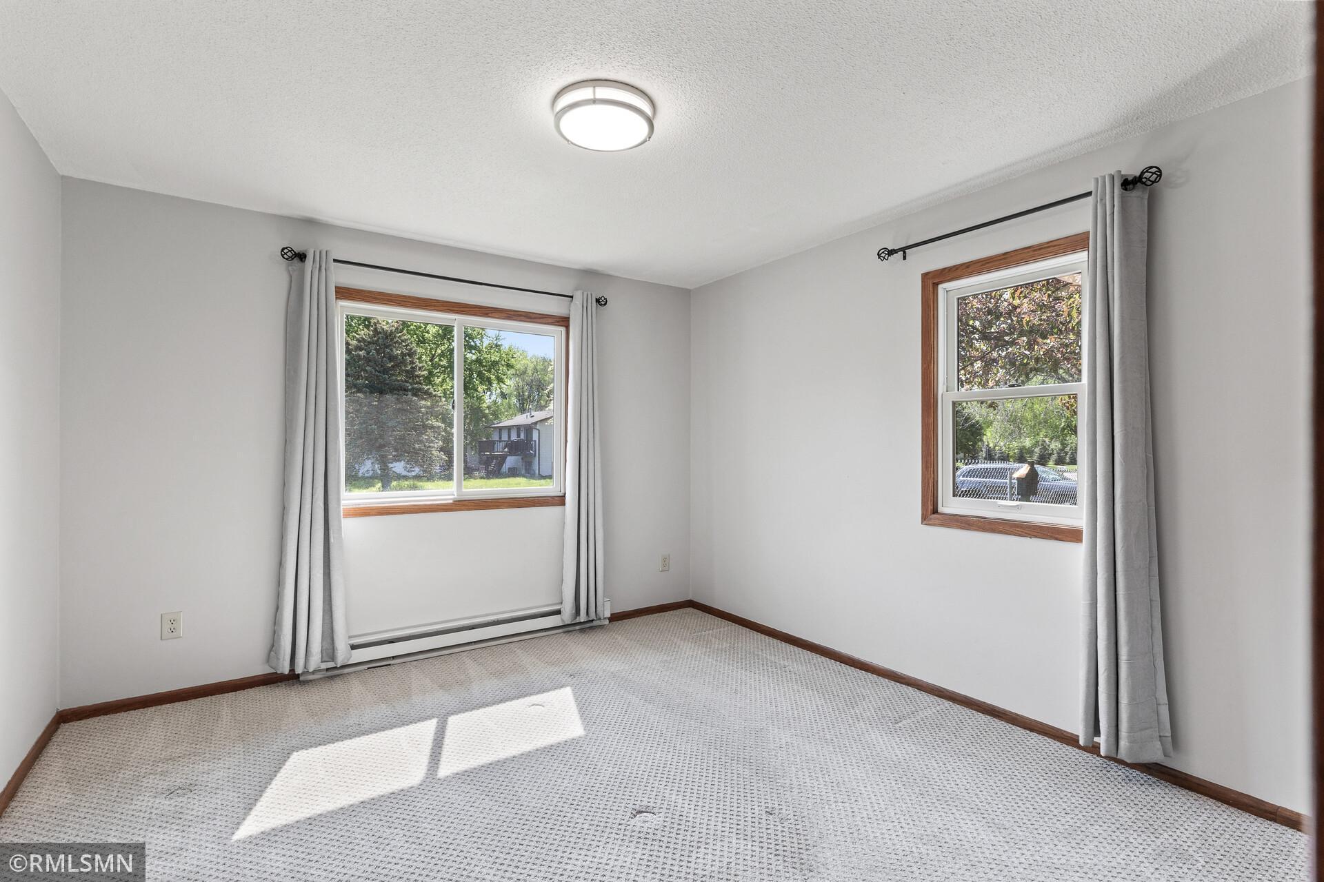 5821 Otter View Trail