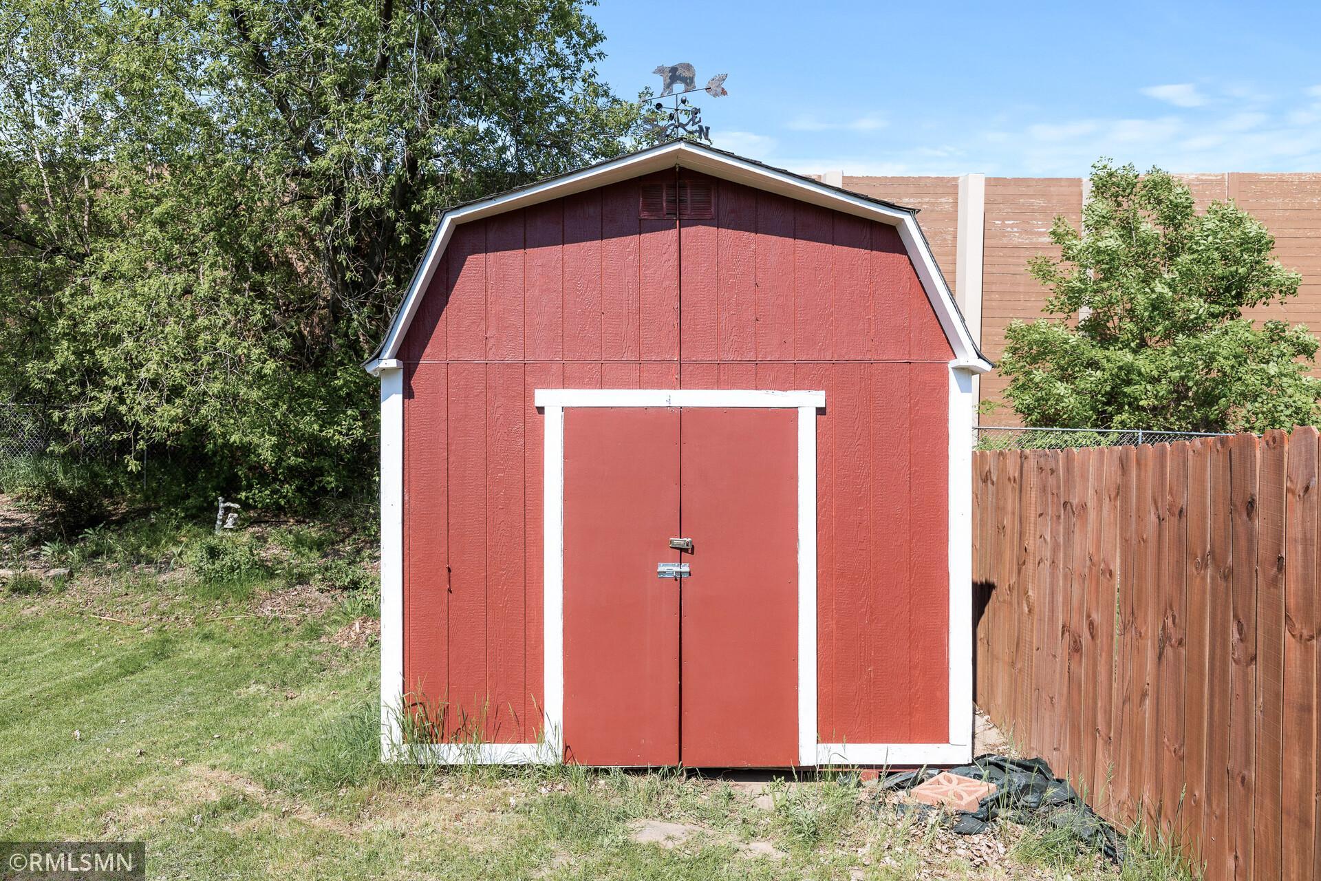 5821 Otter View Trail