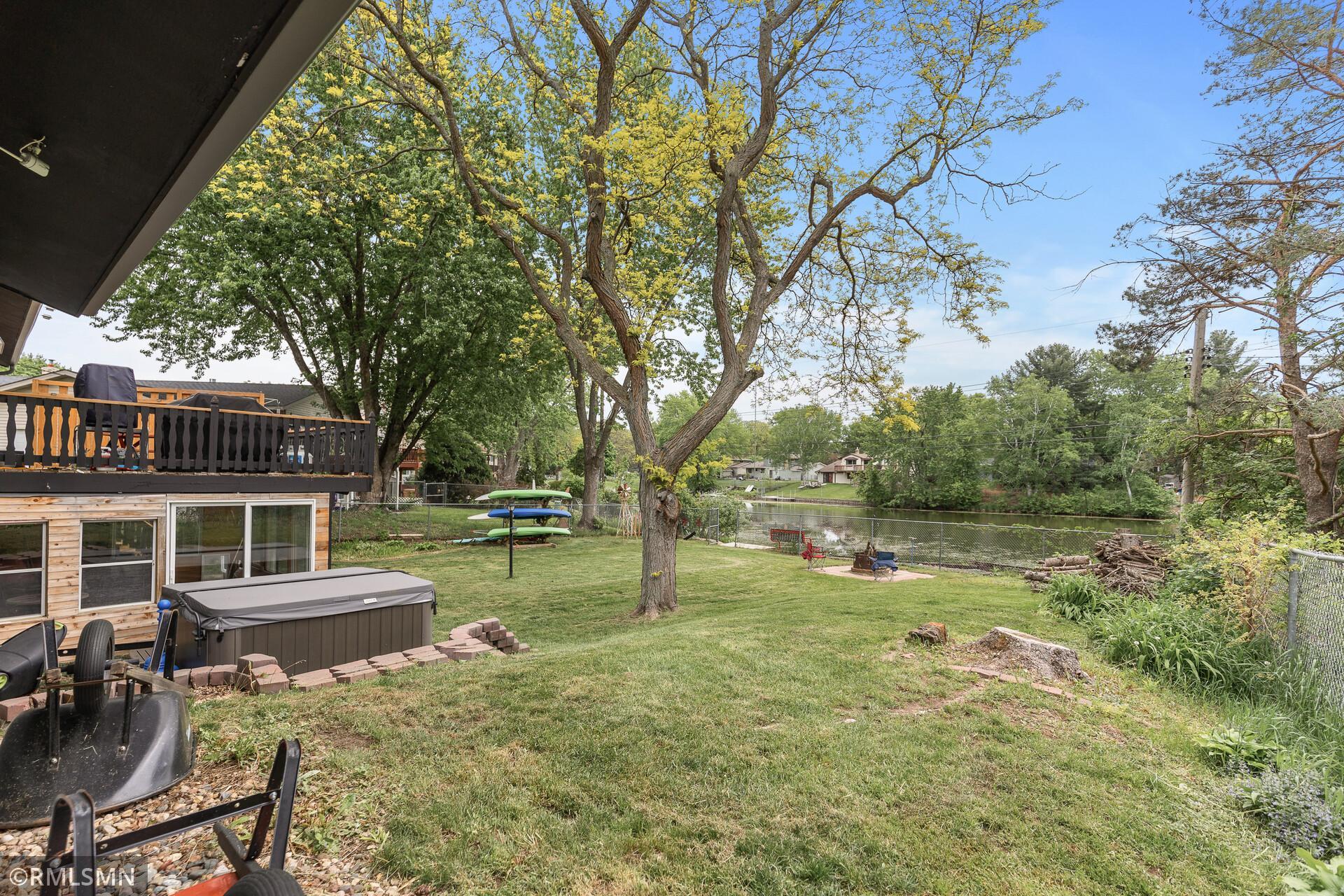 2680 Riviera Drive N