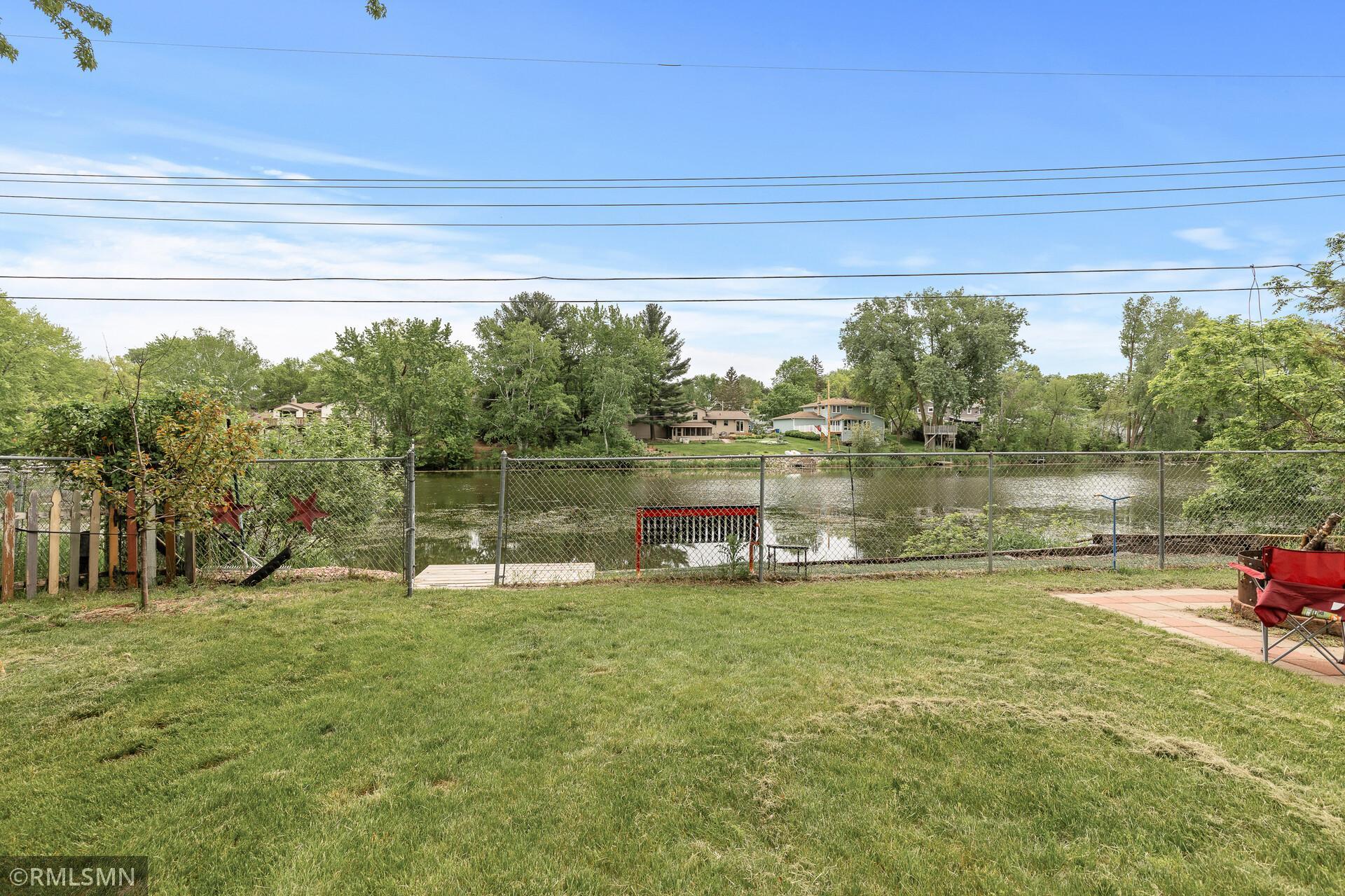 2680 Riviera Drive N