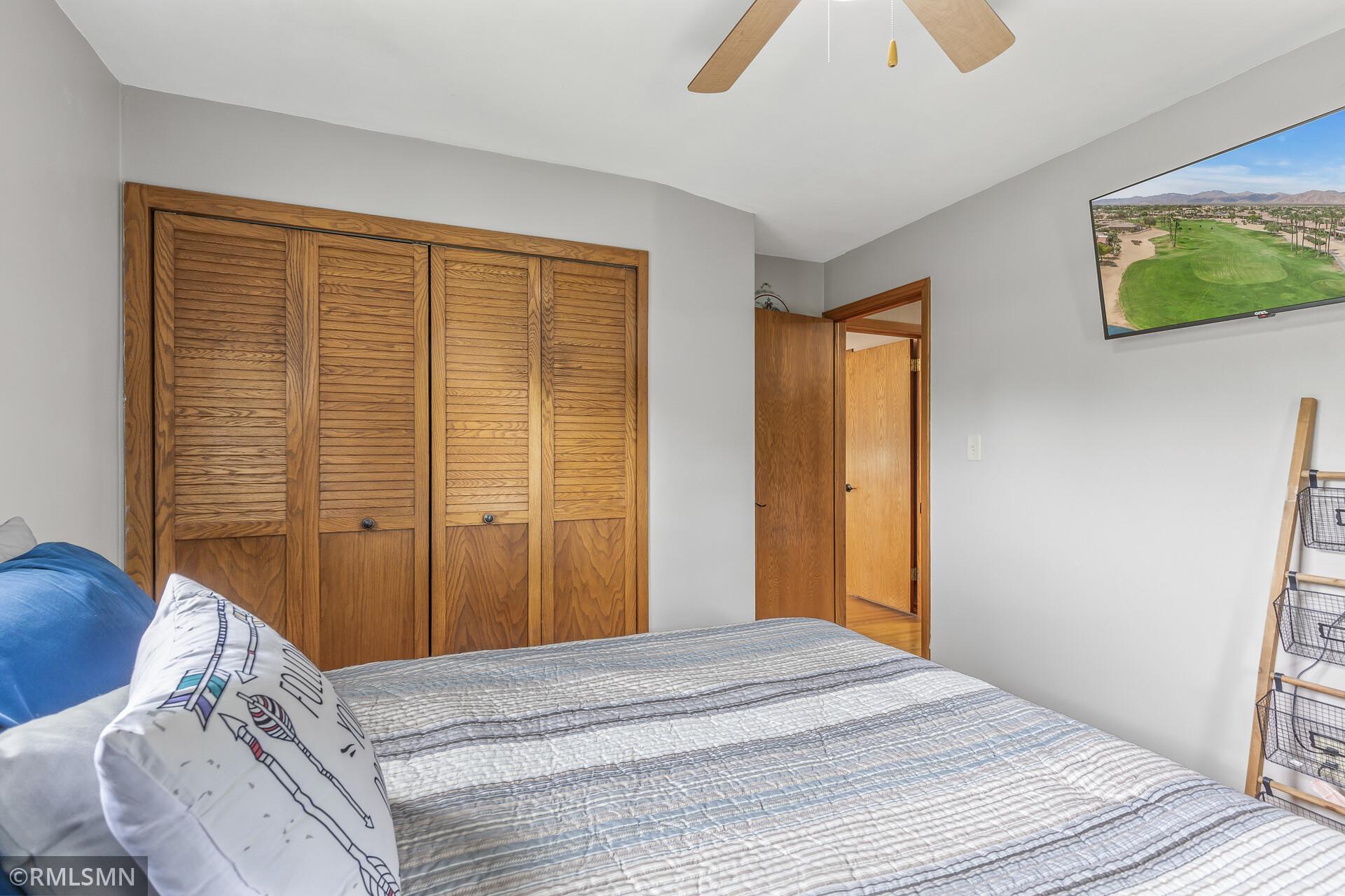 2680 Riviera Drive N