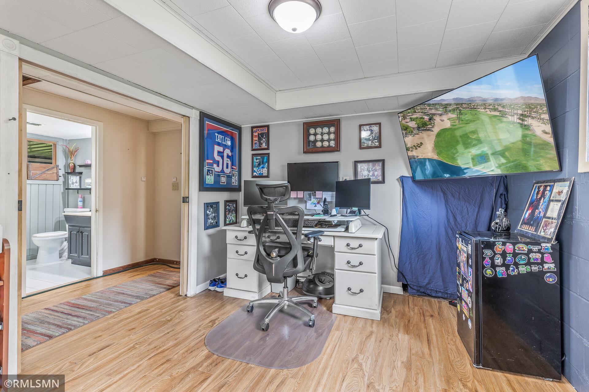 2680 Riviera Drive N