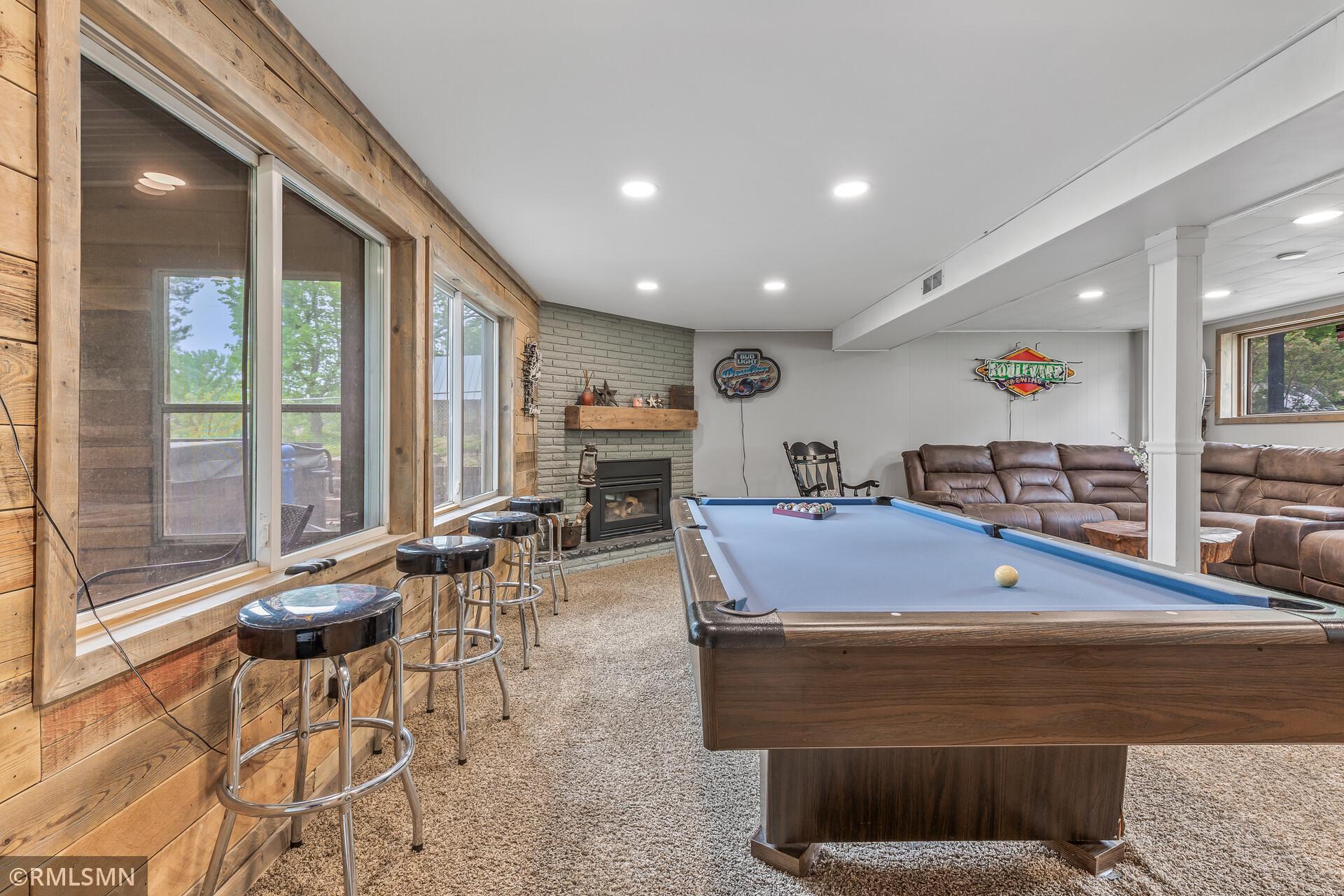 2680 Riviera Drive N