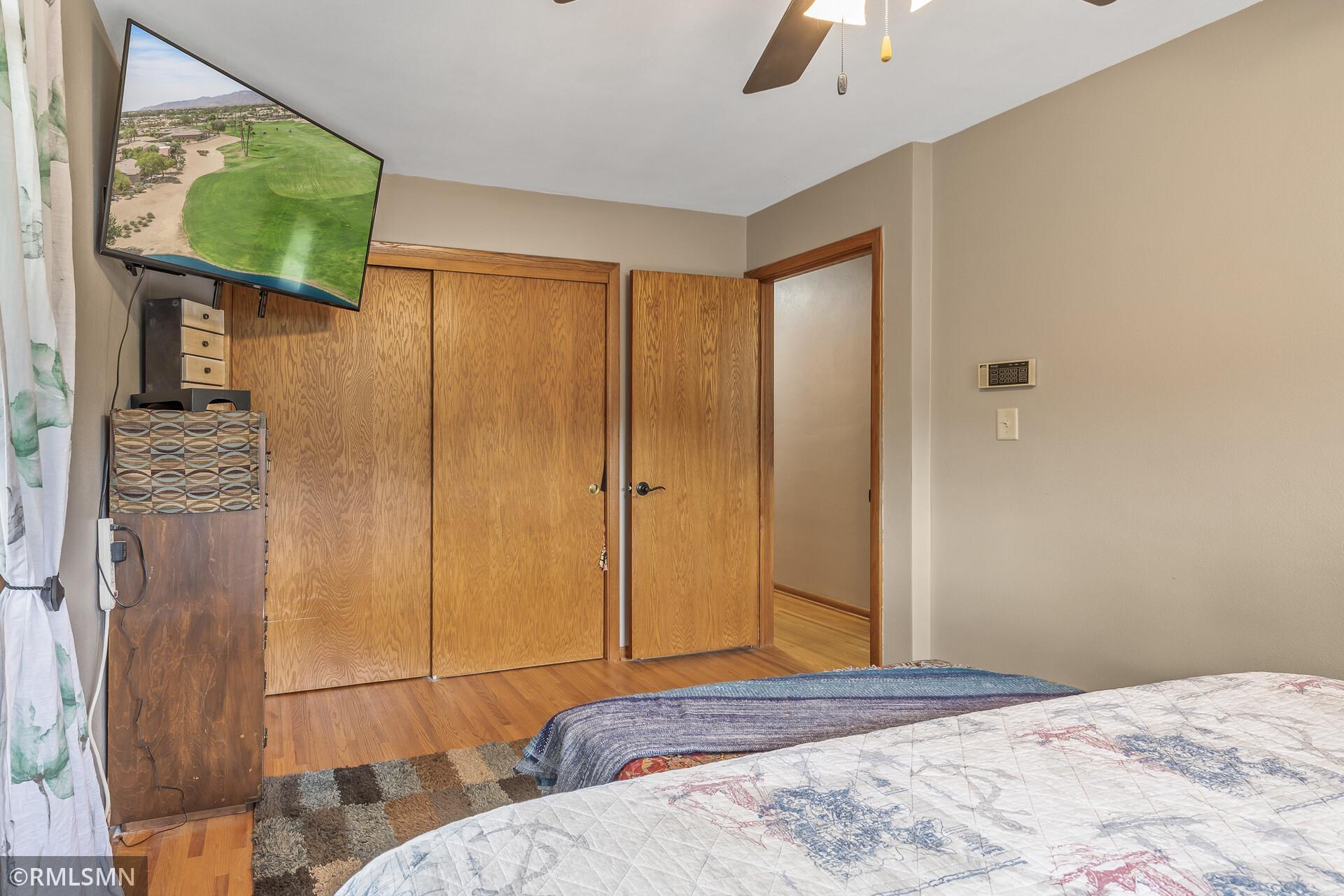 2680 Riviera Drive N