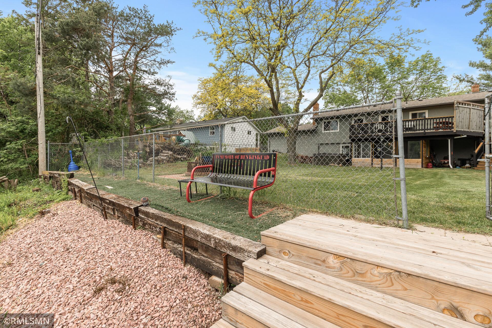 2680 Riviera Drive N