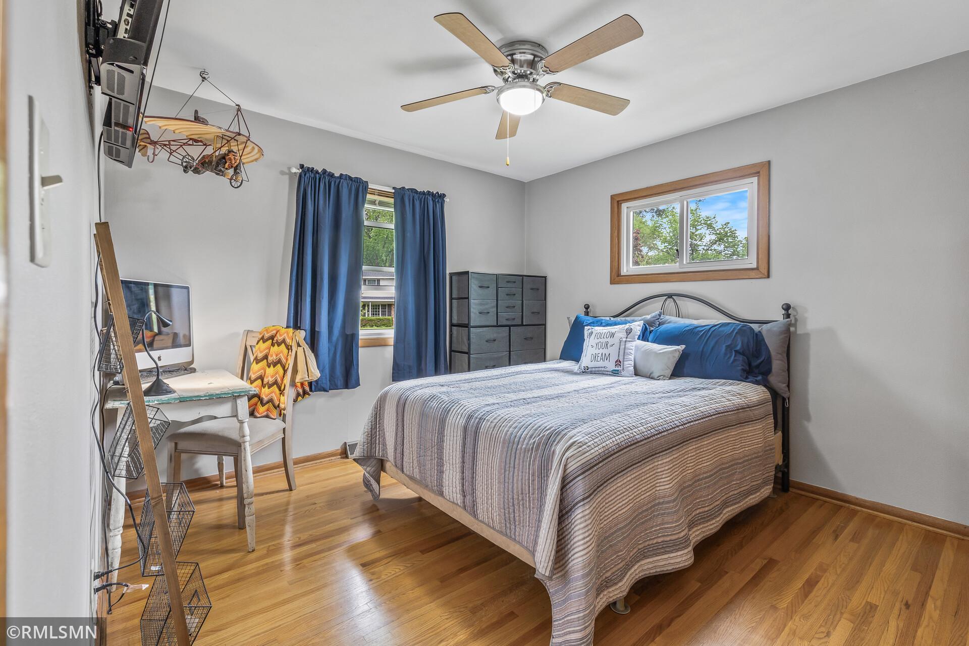 2680 Riviera Drive N