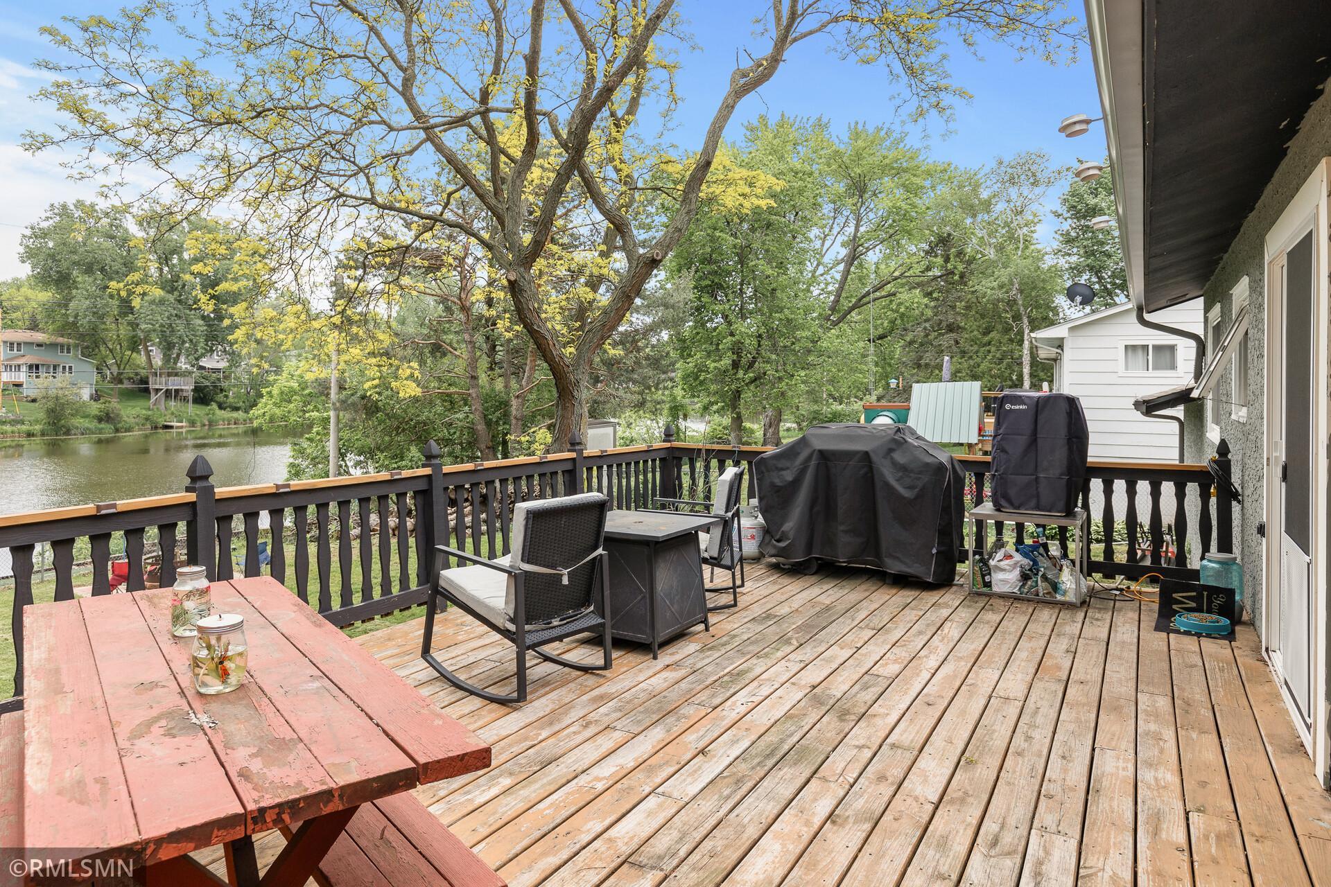 2680 Riviera Drive N