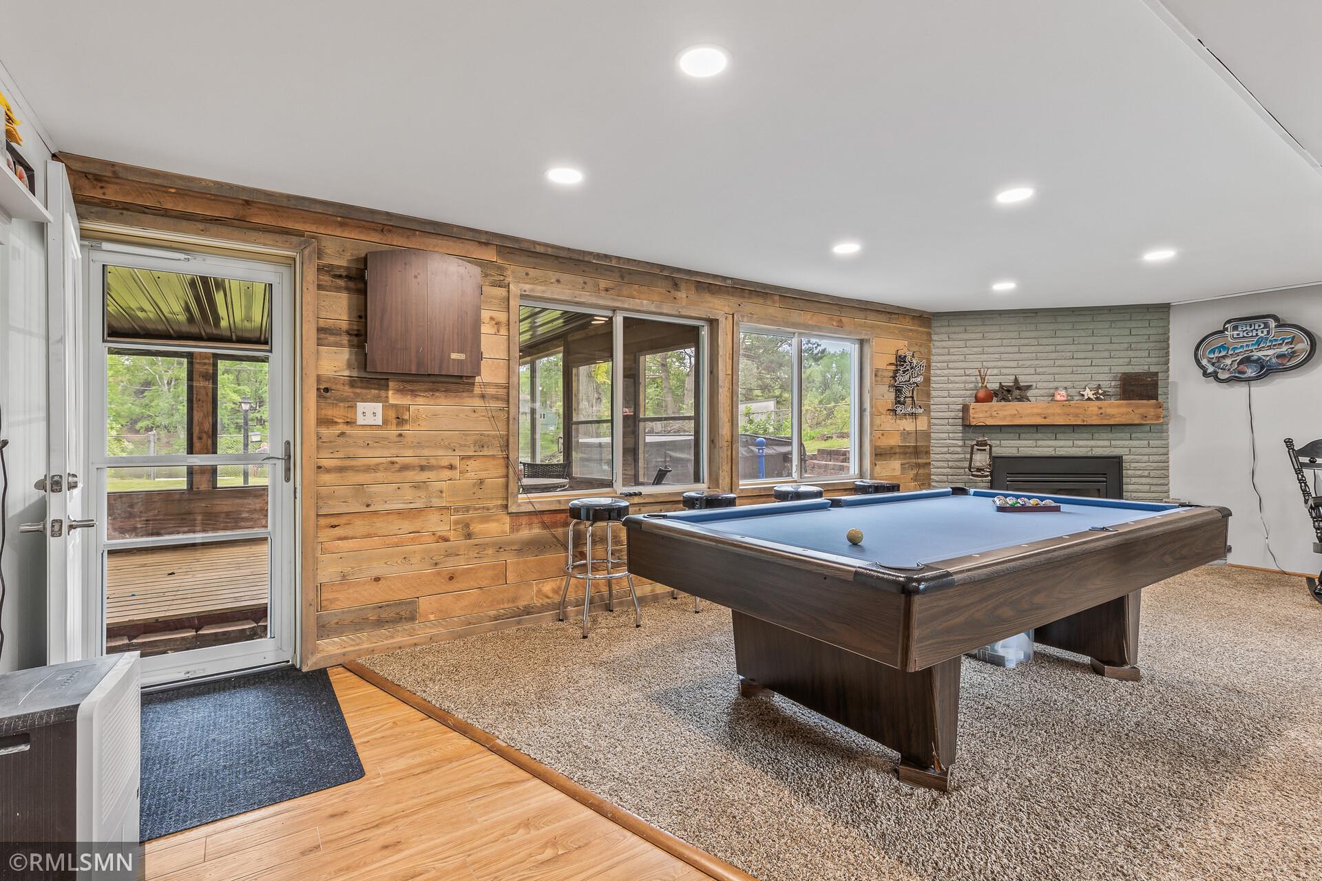 2680 Riviera Drive N