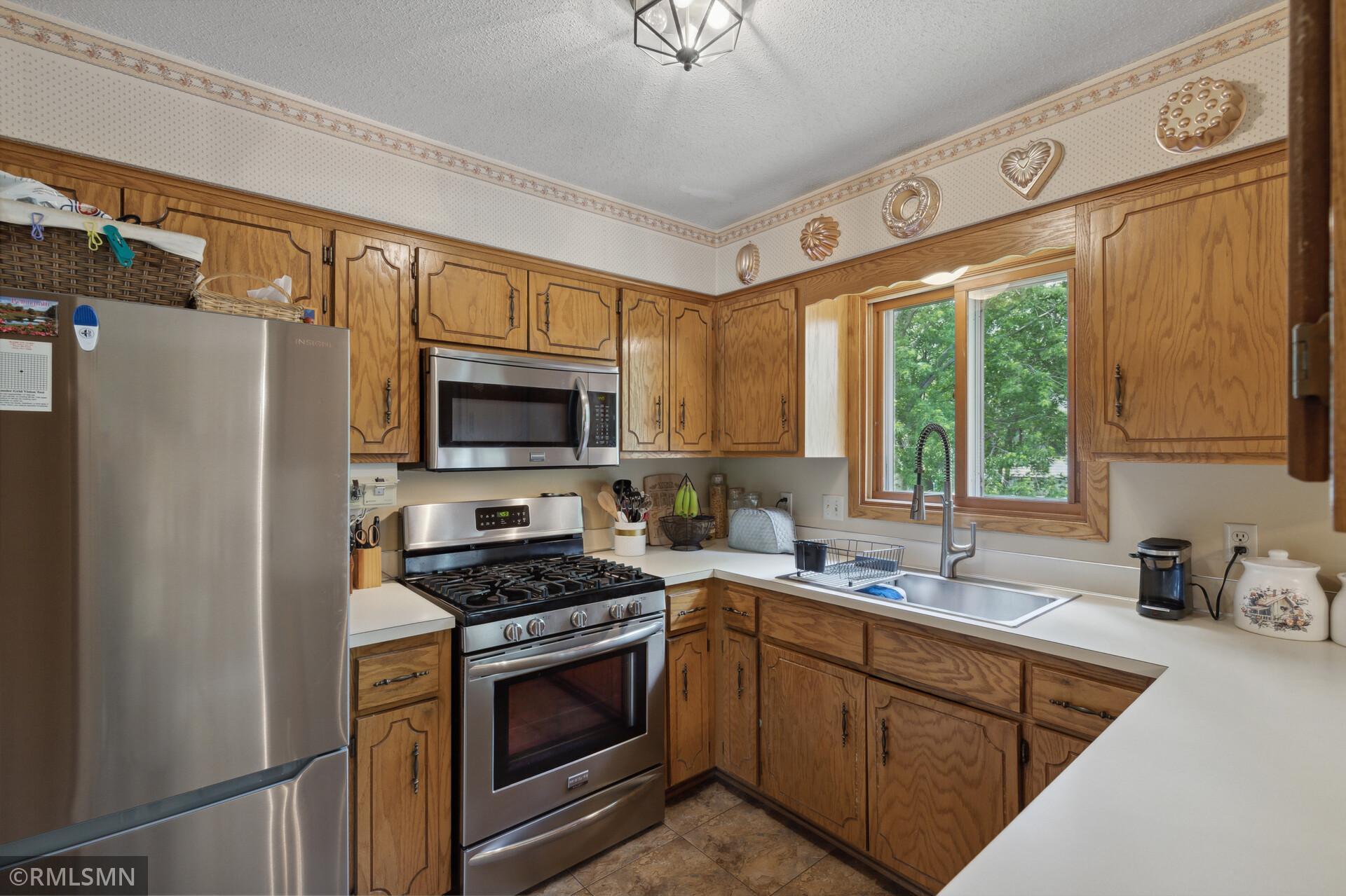 3925 86th Lane NE