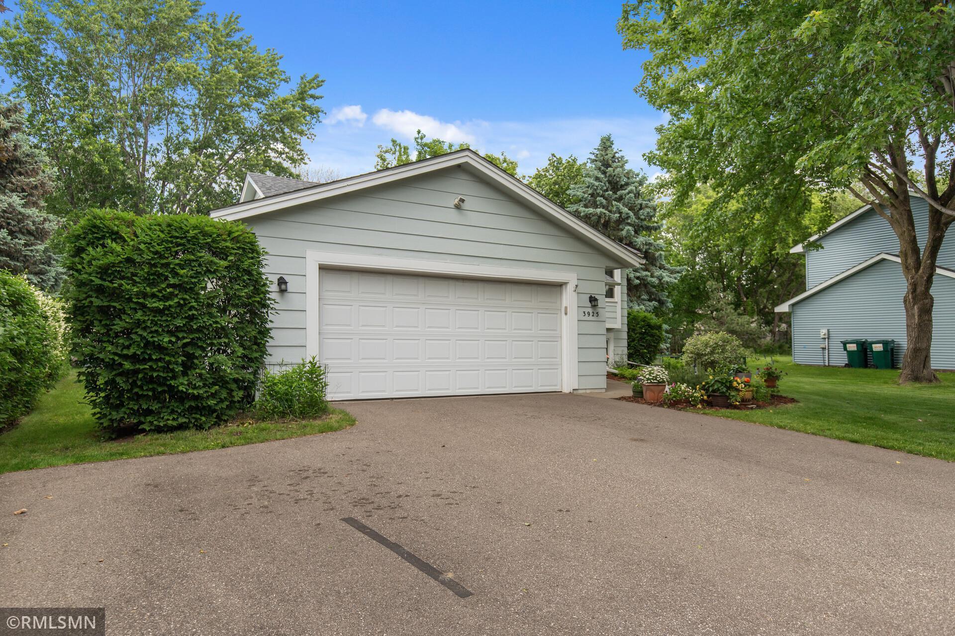 3925 86th Lane NE