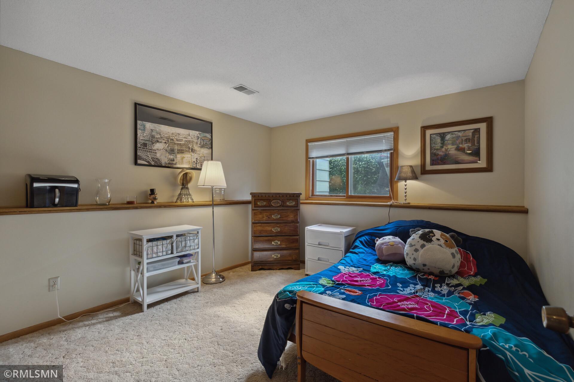 3925 86th Lane NE