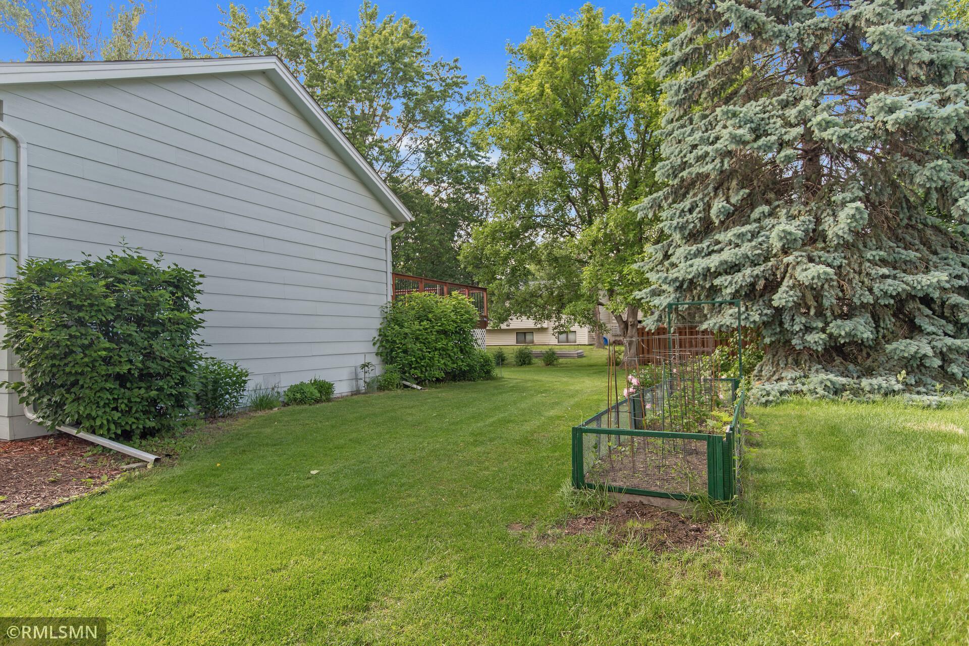 3925 86th Lane NE