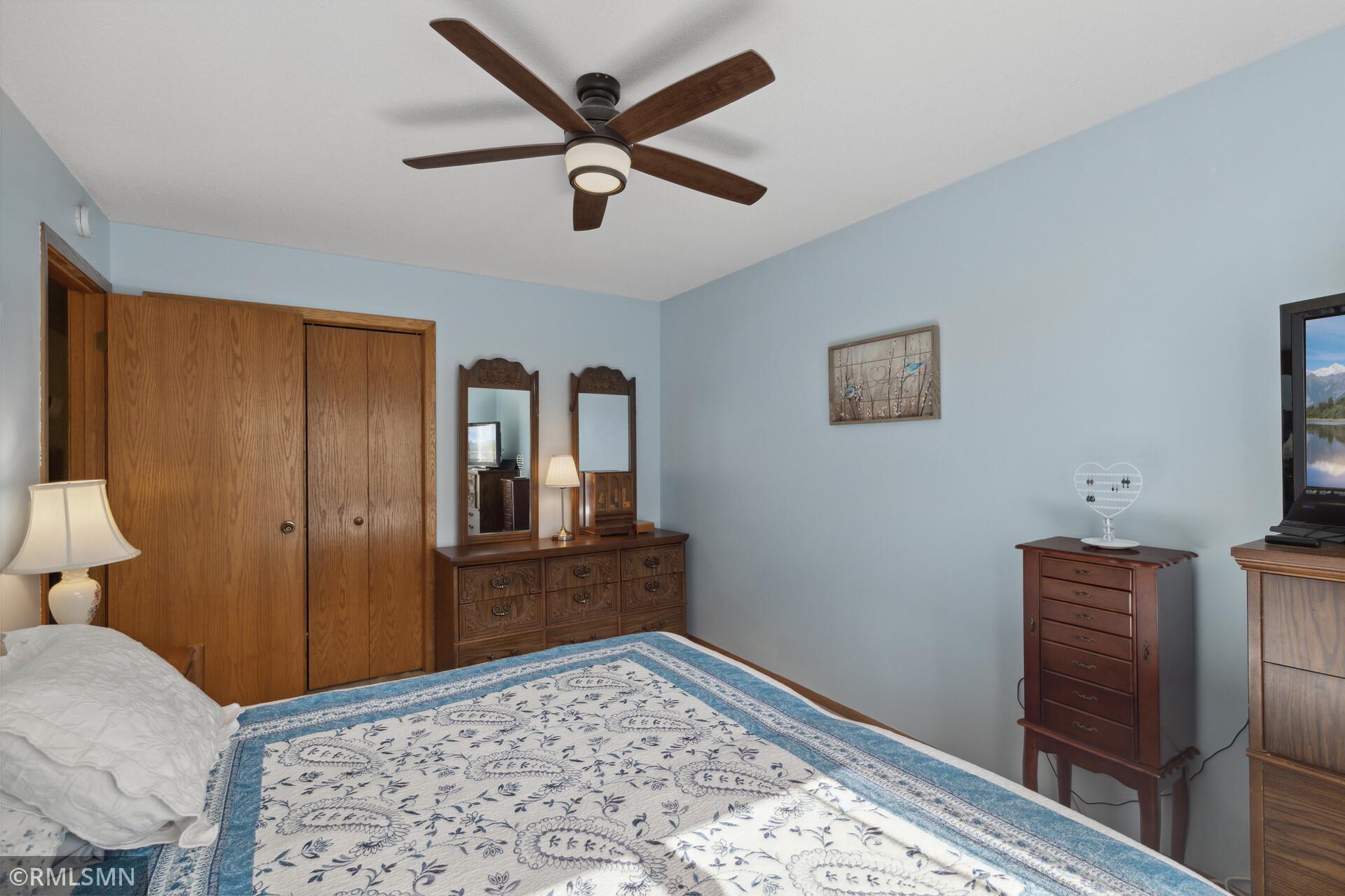 3925 86th Lane NE