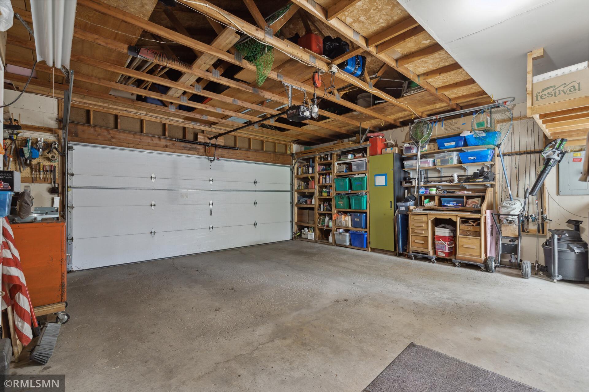 3925 86th Lane NE
