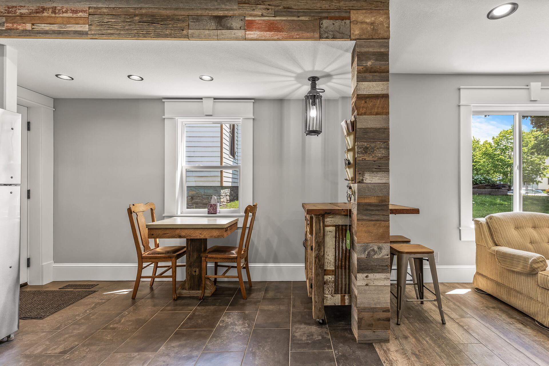 651 Hawthorne Avenue E