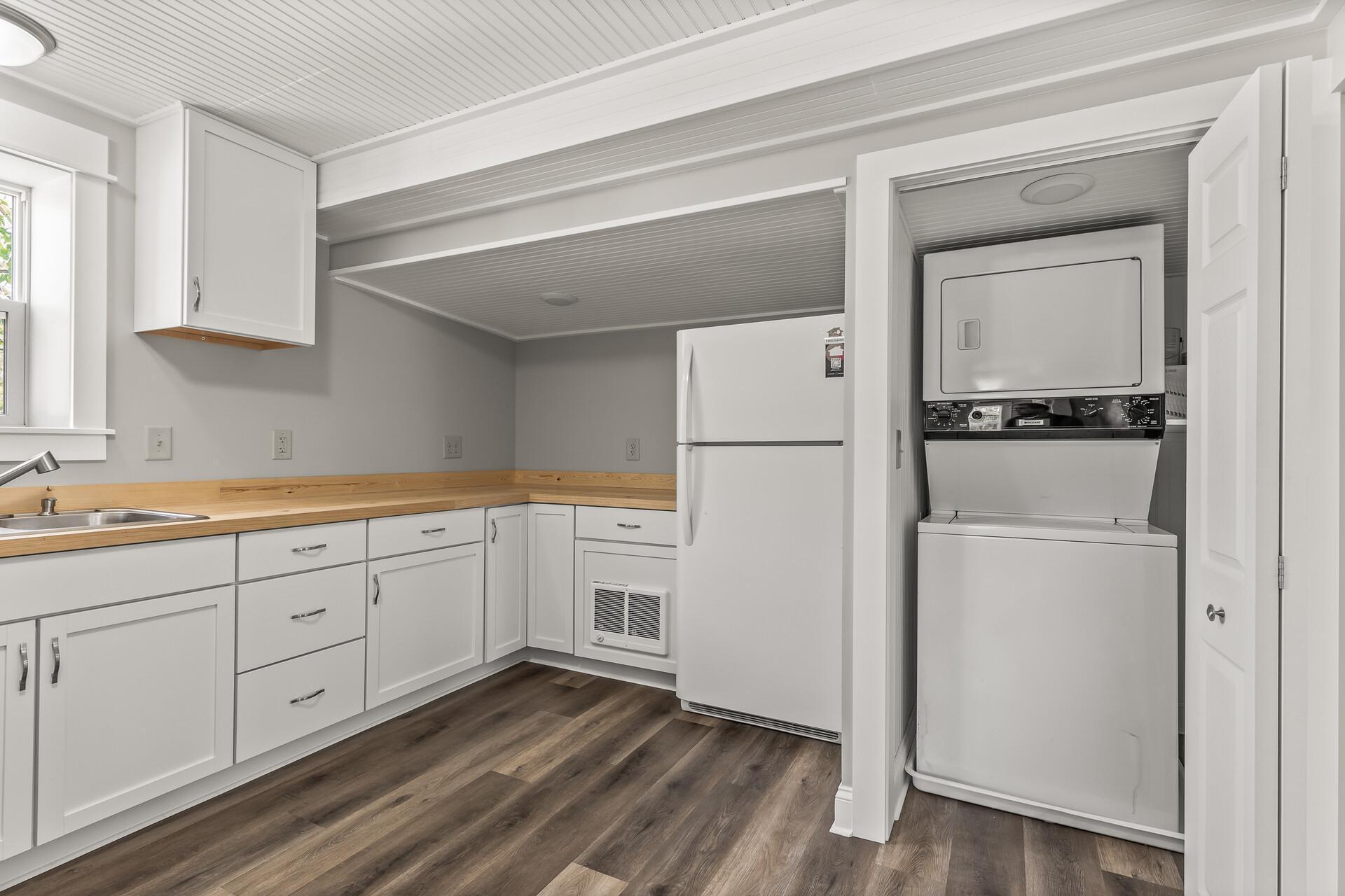 651 Hawthorne Avenue E