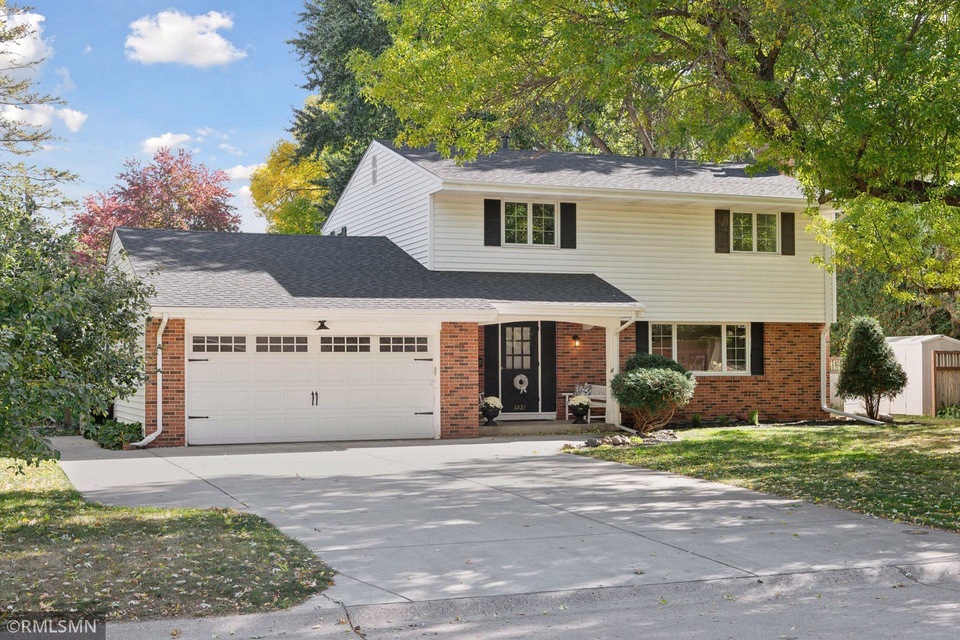 6821 Chapel Lane