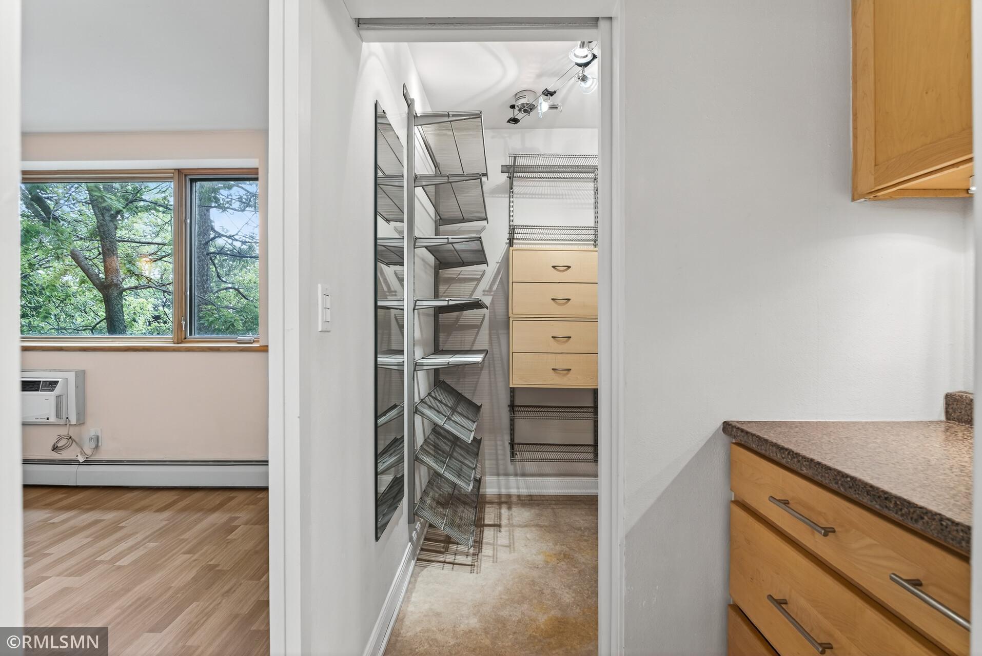4430 W Lake Harriet Parkway Unit: 405