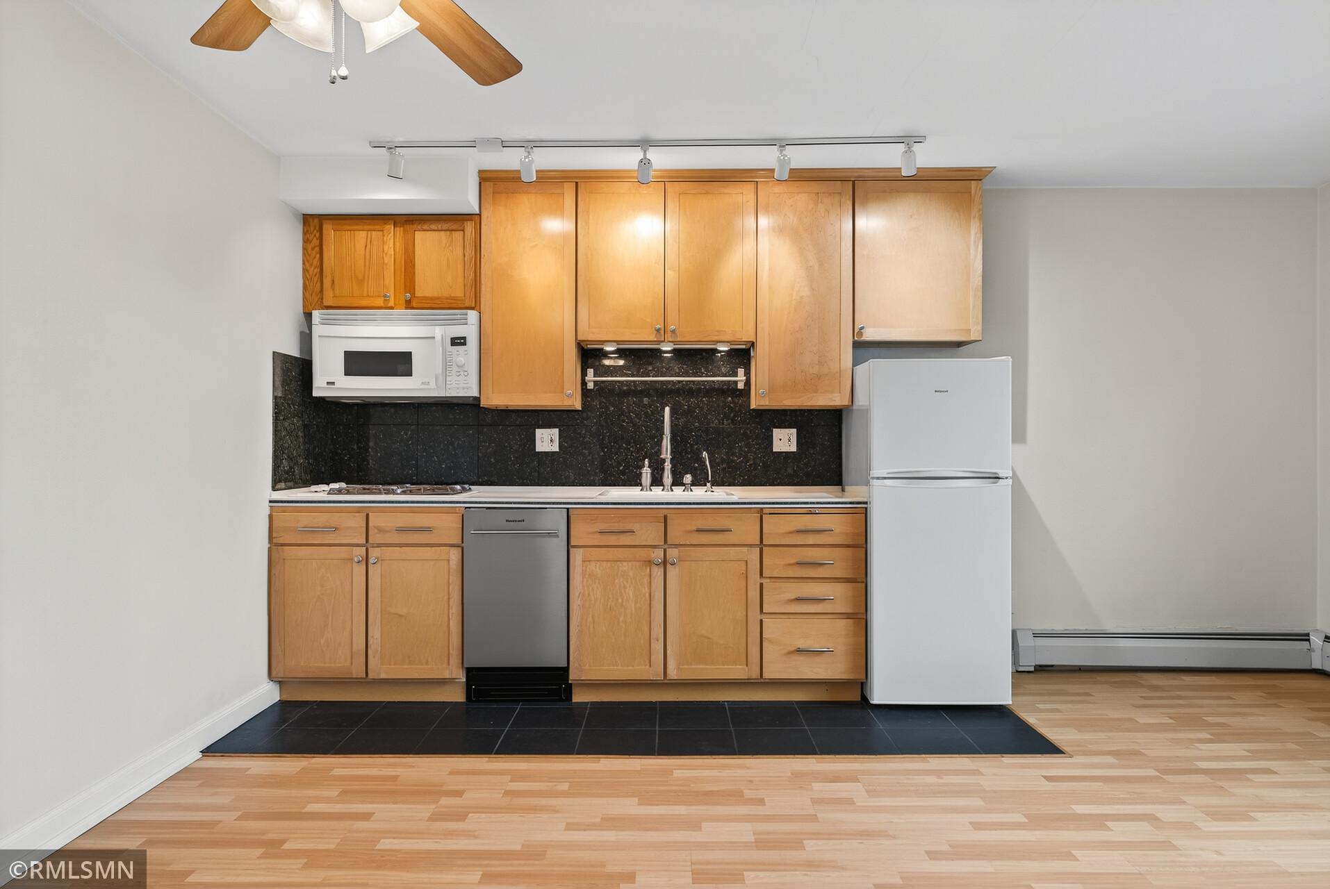 4430 W Lake Harriet Parkway Unit: 405