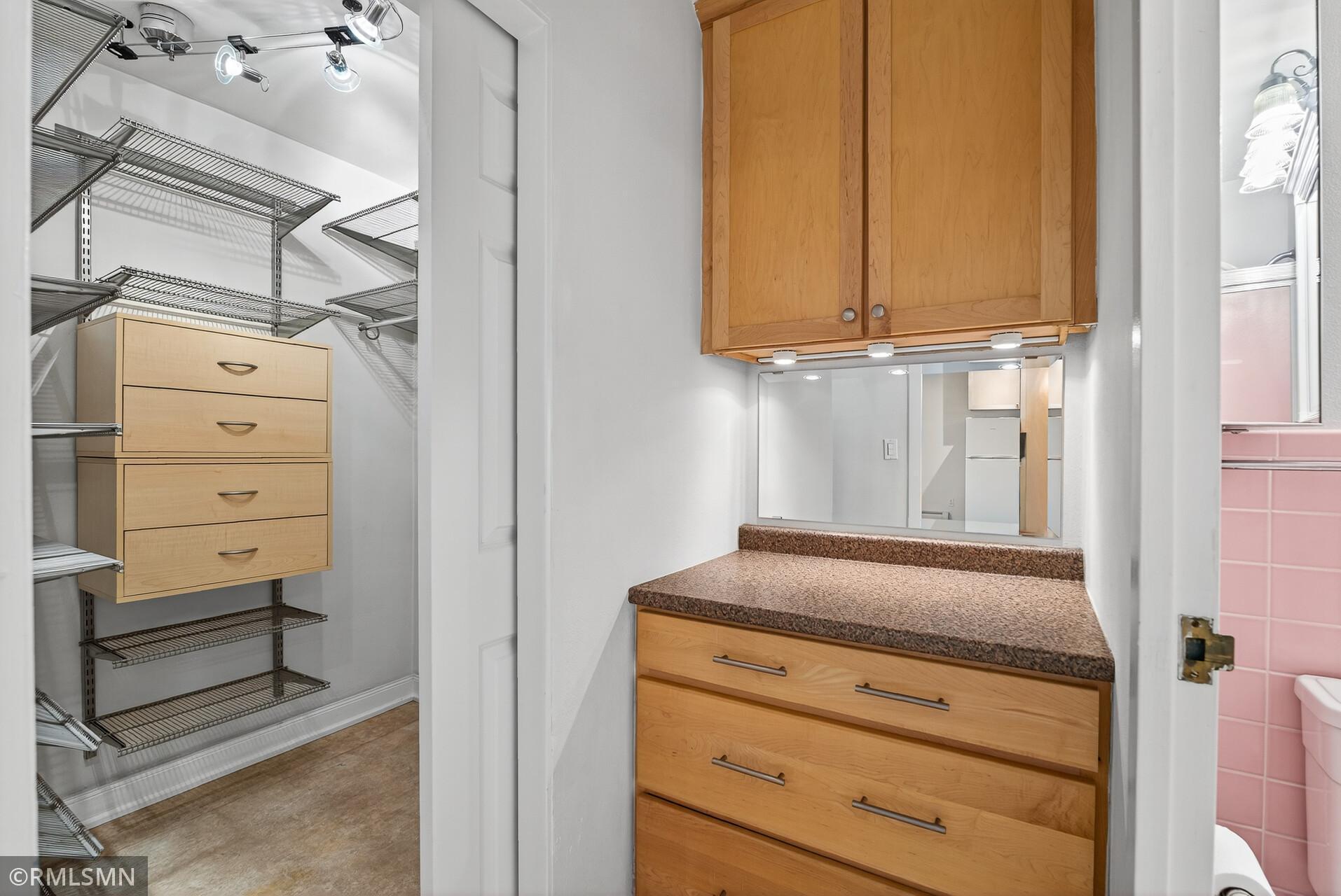 4430 W Lake Harriet Parkway Unit: 405