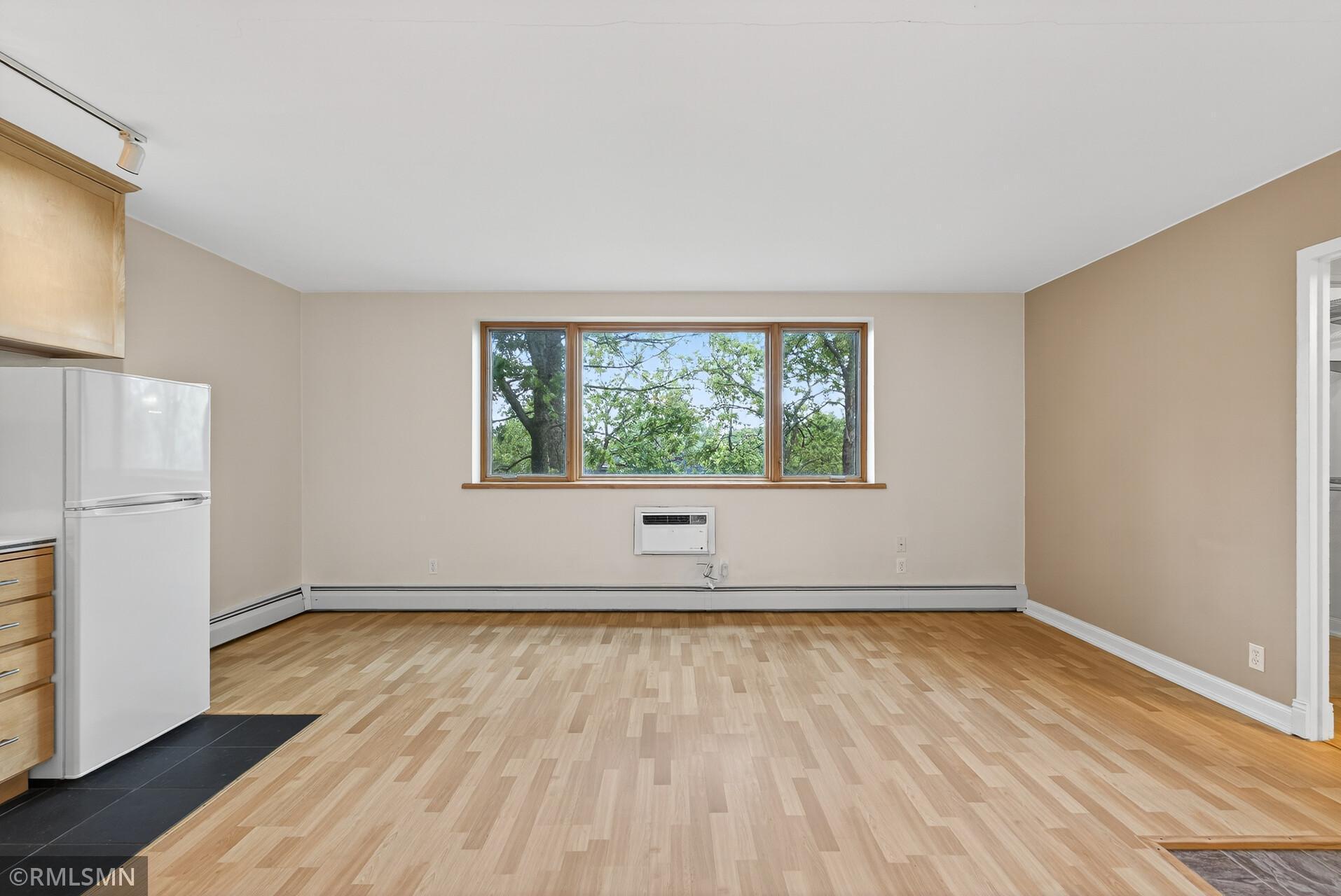 4430 W Lake Harriet Parkway Unit: 405