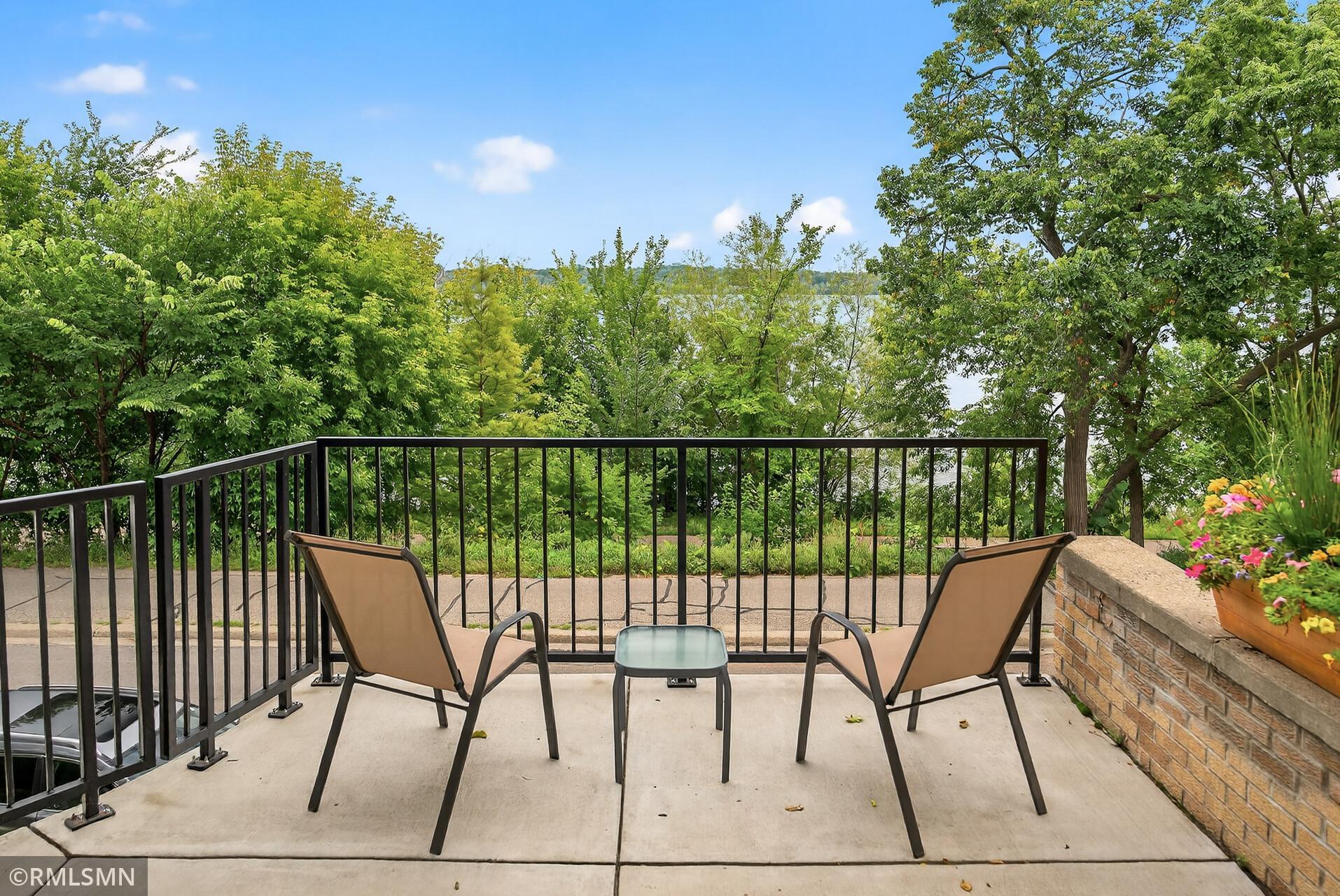 4430 W Lake Harriet Parkway Unit: 405
