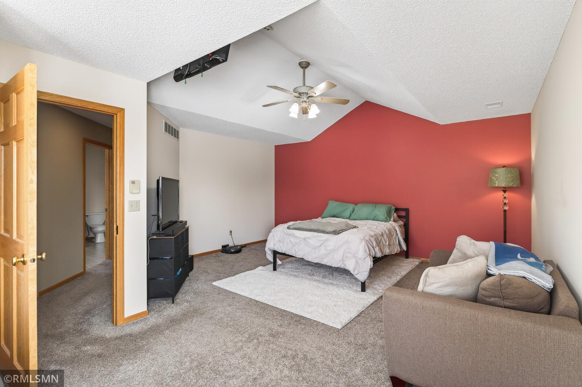 4057 Highland Avenue