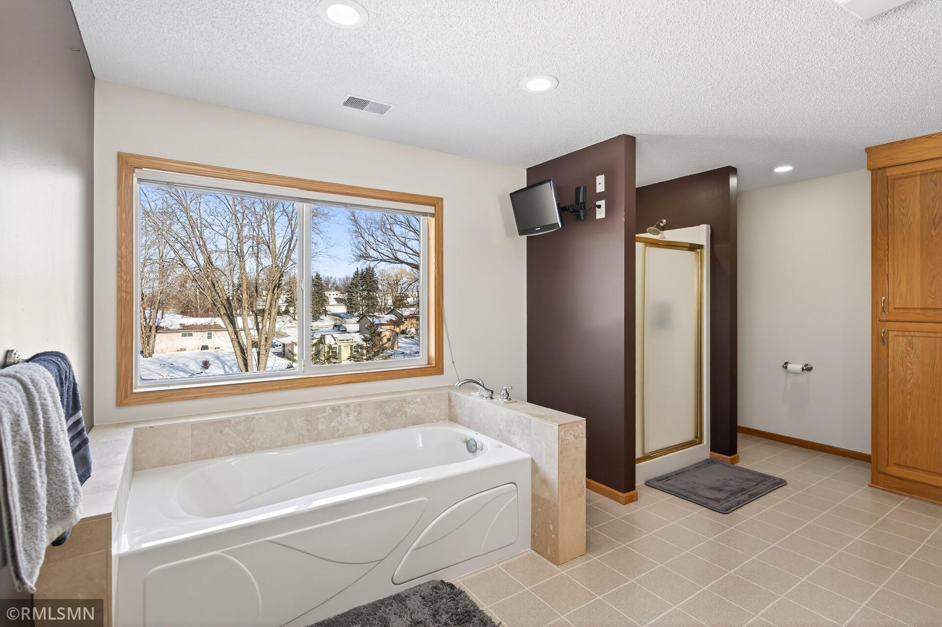 4057 Highland Avenue