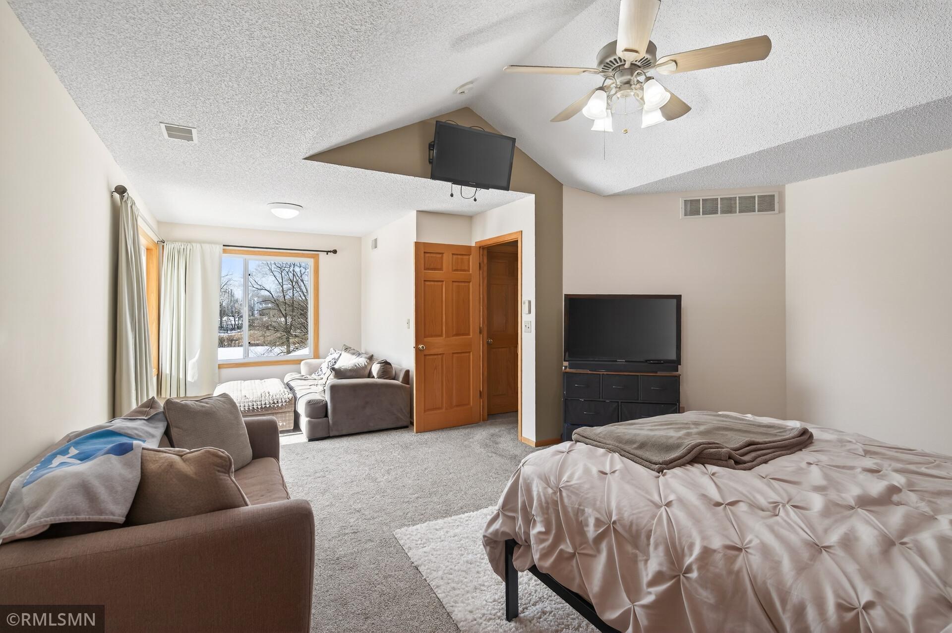 4057 Highland Avenue