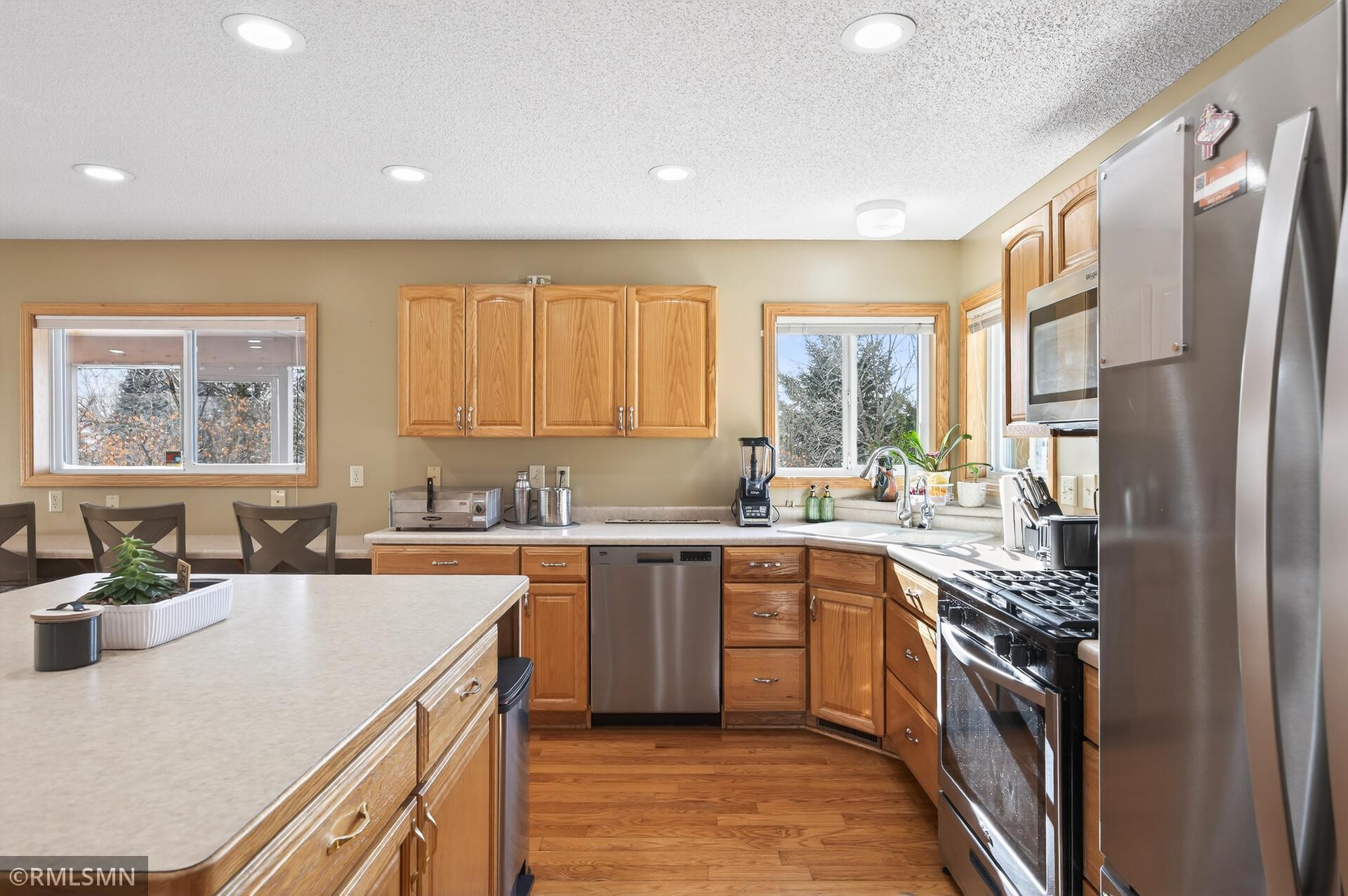 4057 Highland Avenue