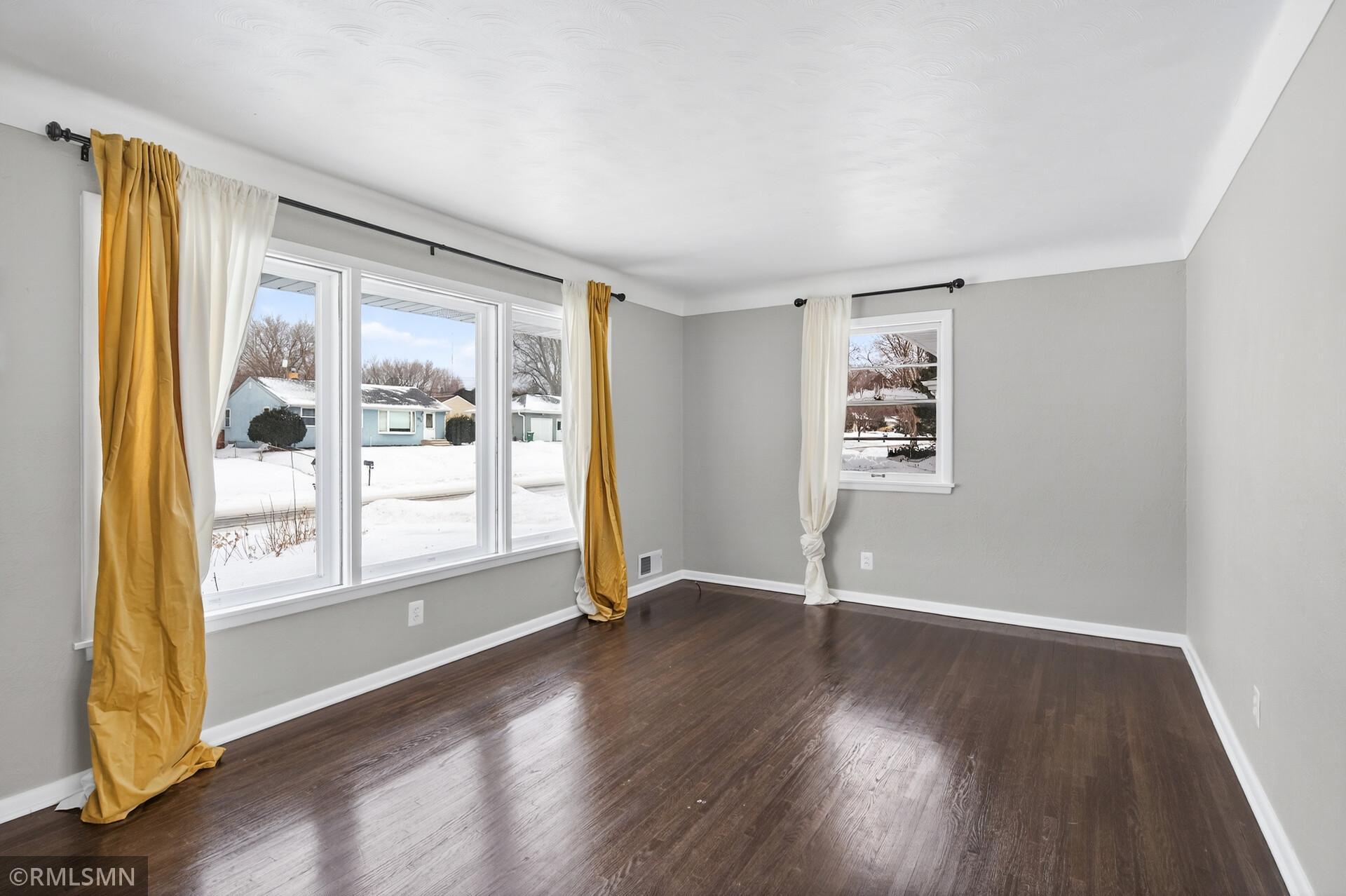 1084 Edgewater Avenue