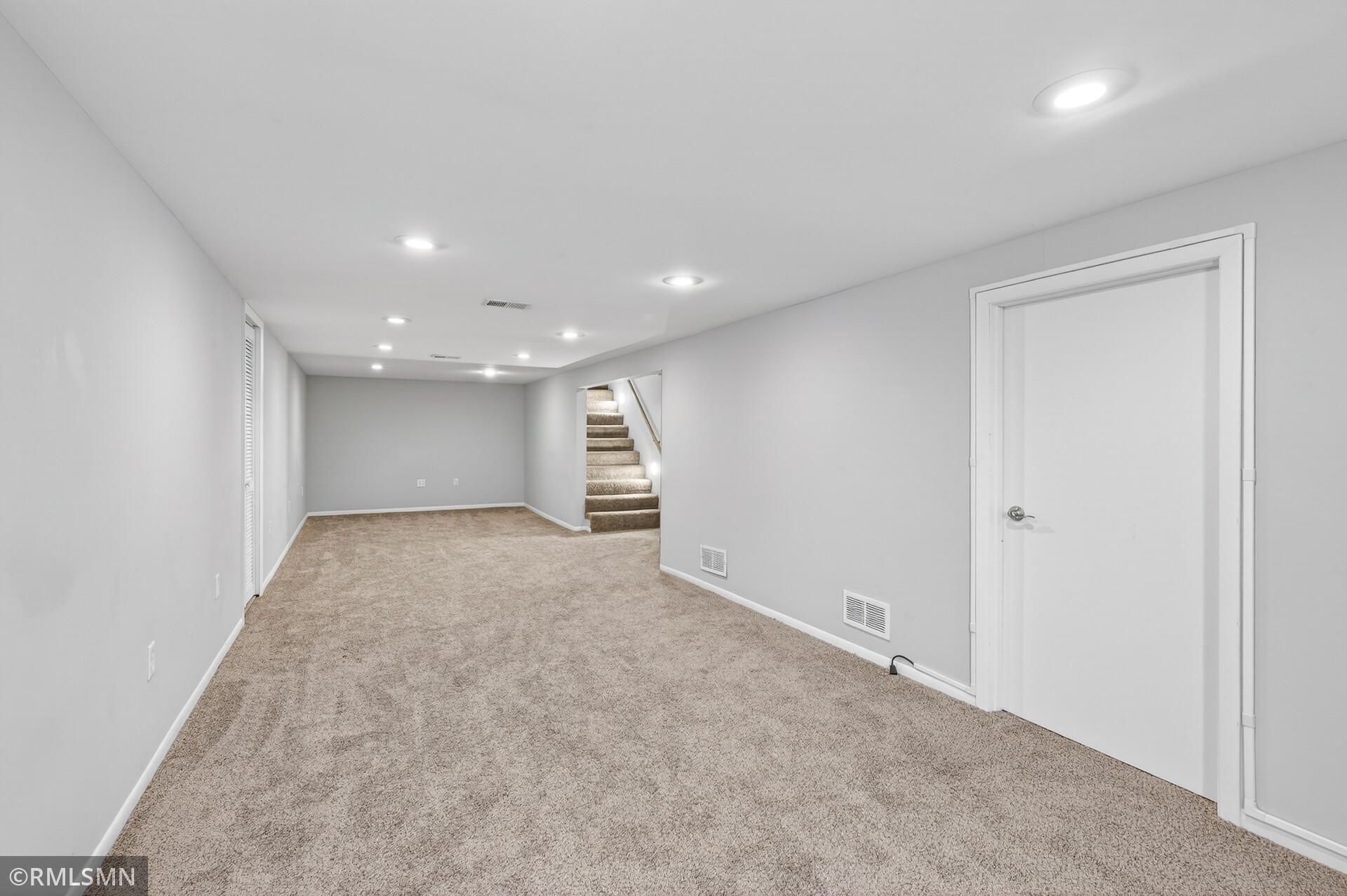 1084 Edgewater Avenue