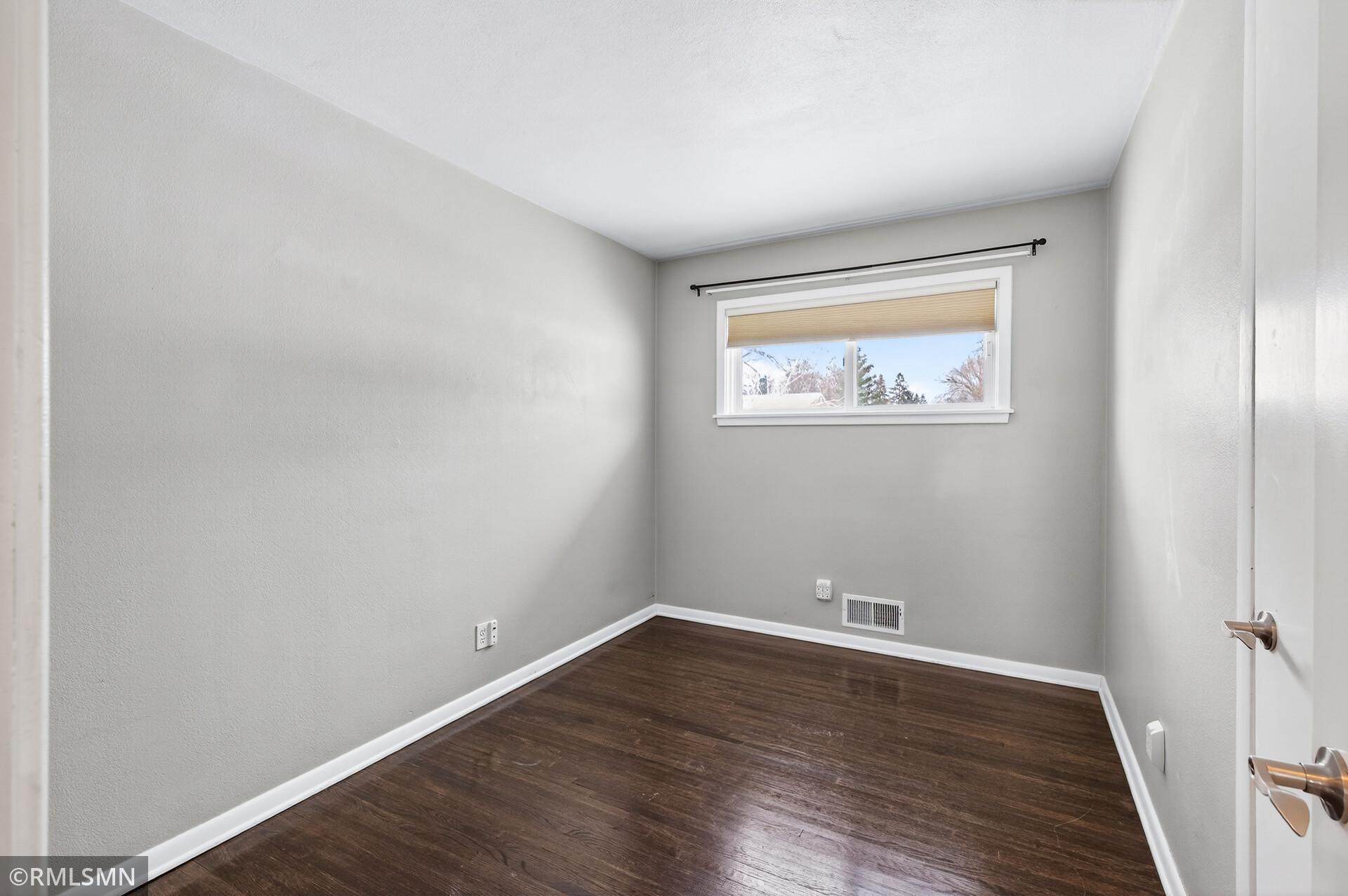 1084 Edgewater Avenue