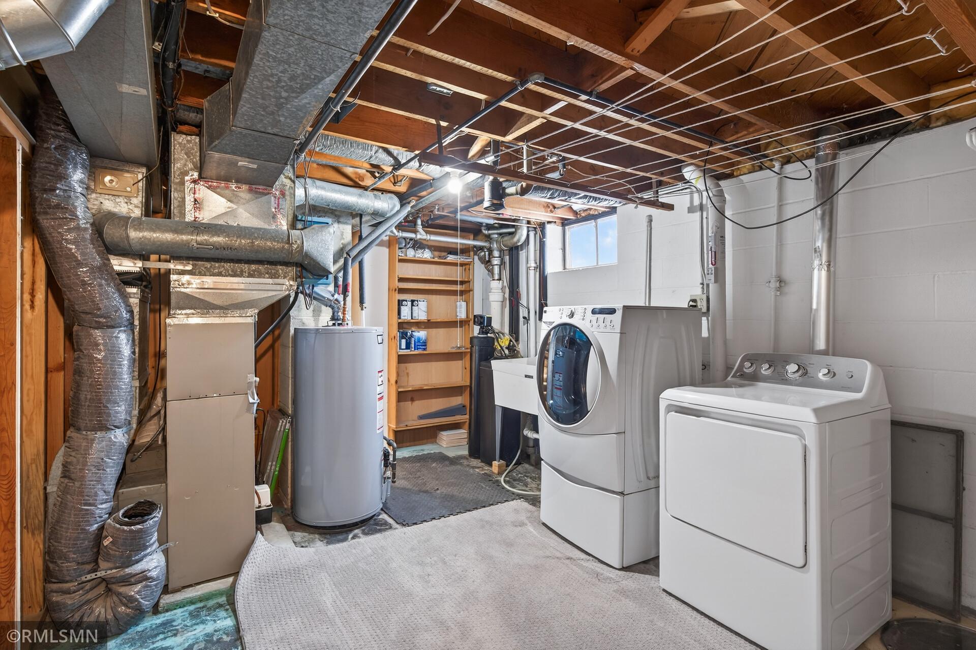 1084 Edgewater Avenue