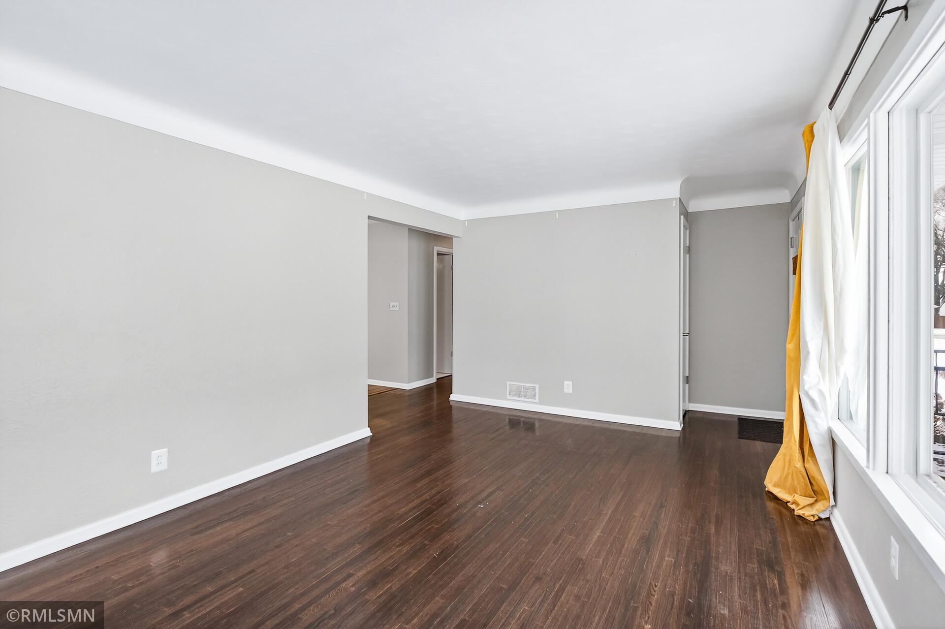 1084 Edgewater Avenue