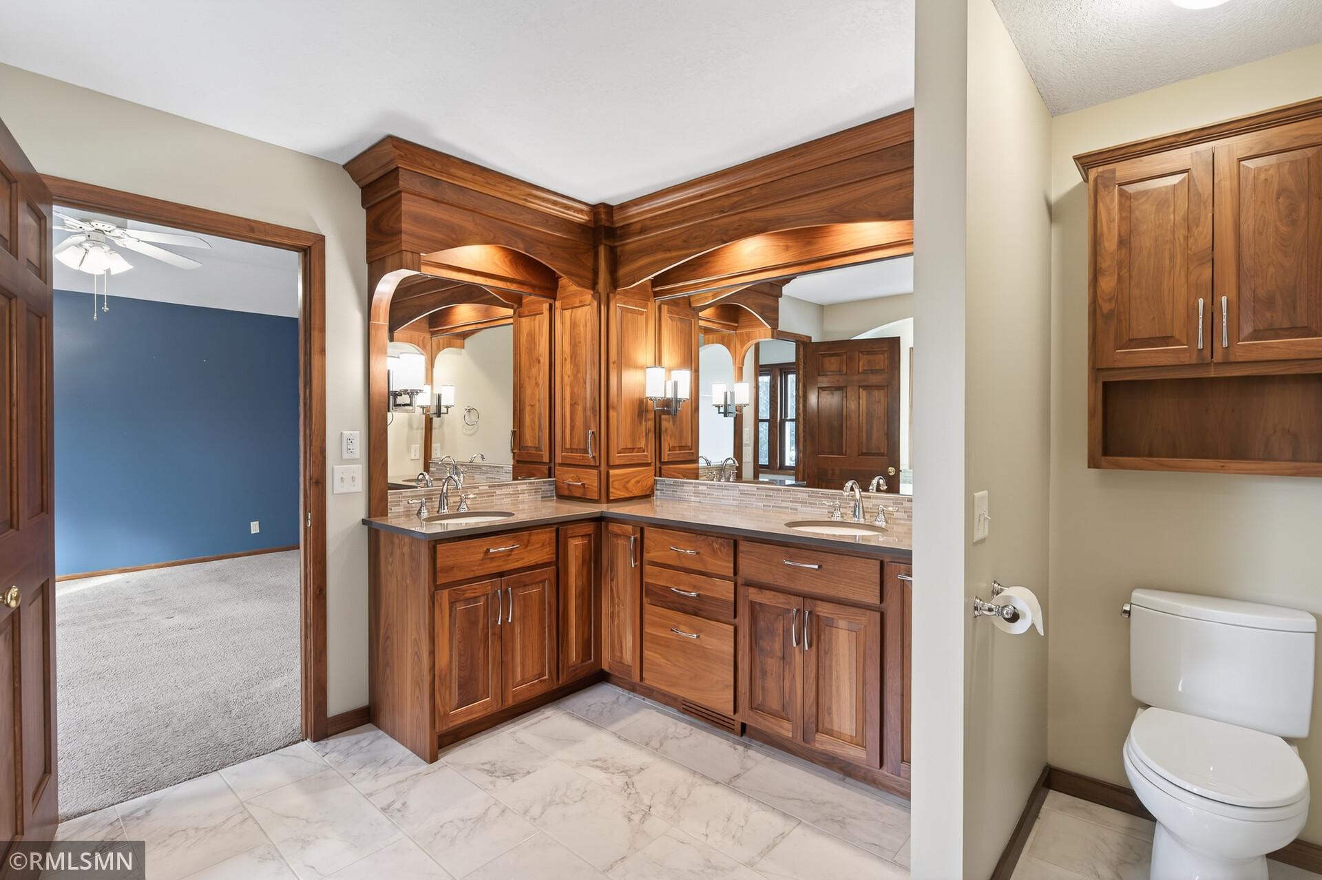 10005 Antrim Court