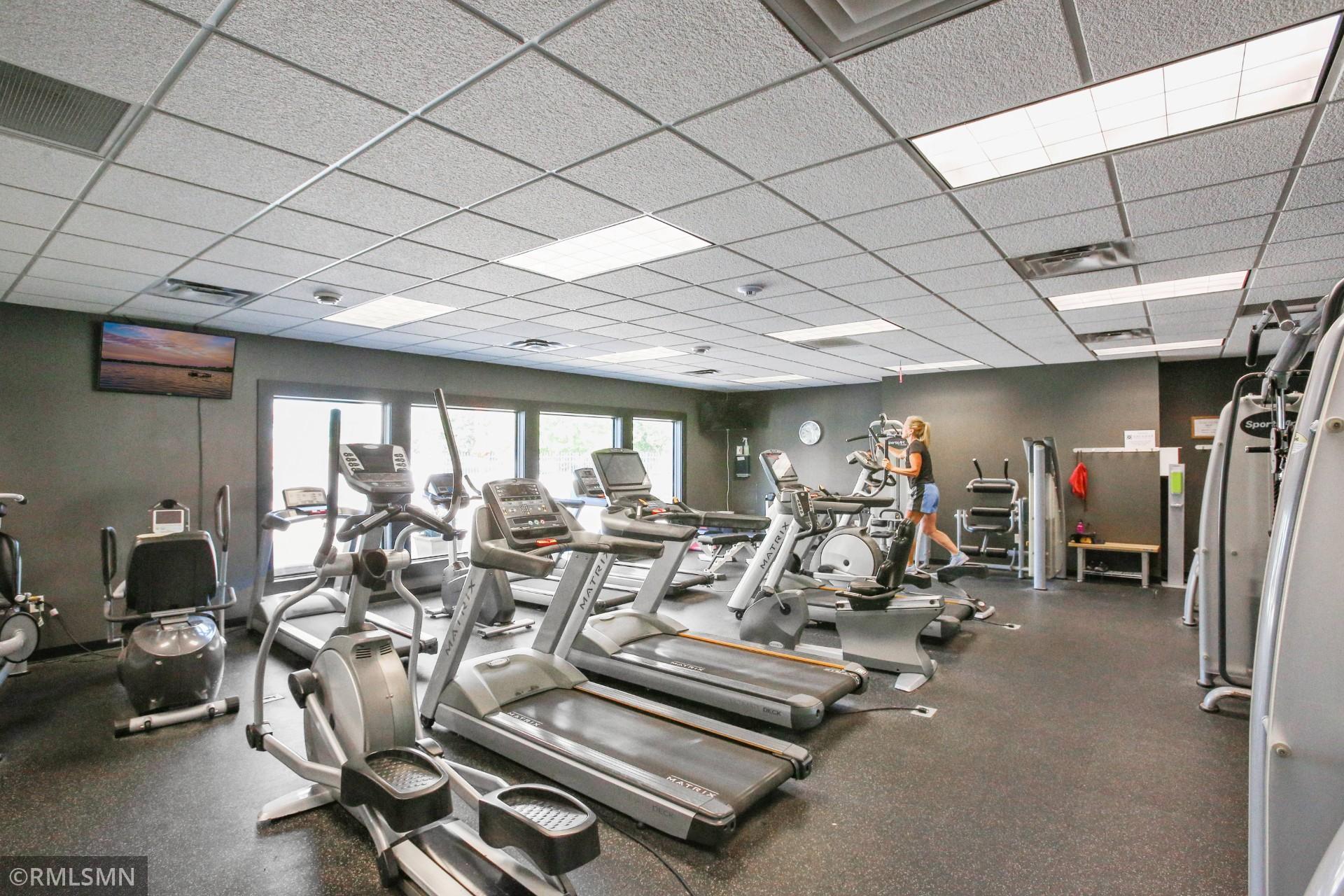 15739 Farnham Avenue N