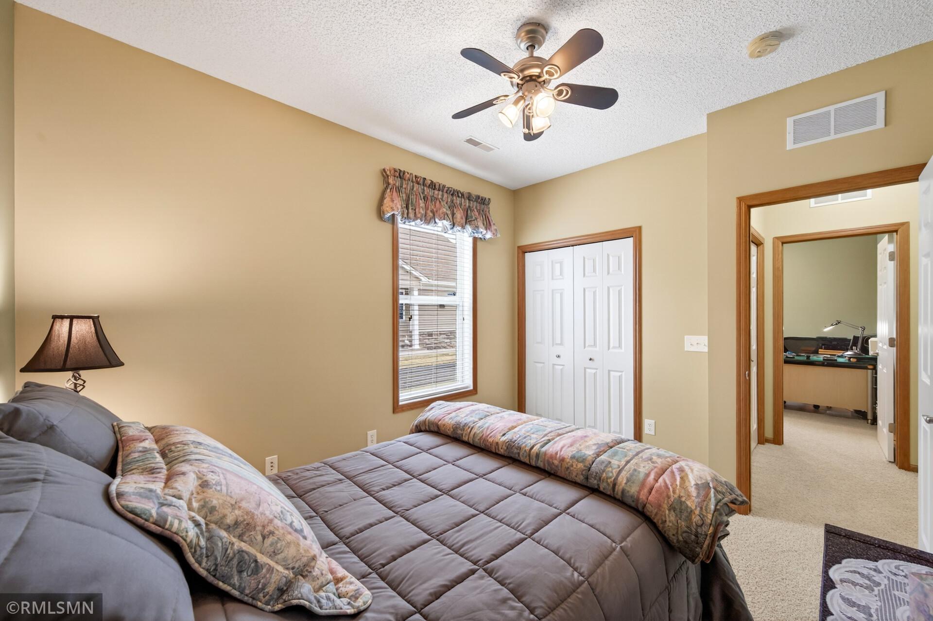 15739 Farnham Avenue N