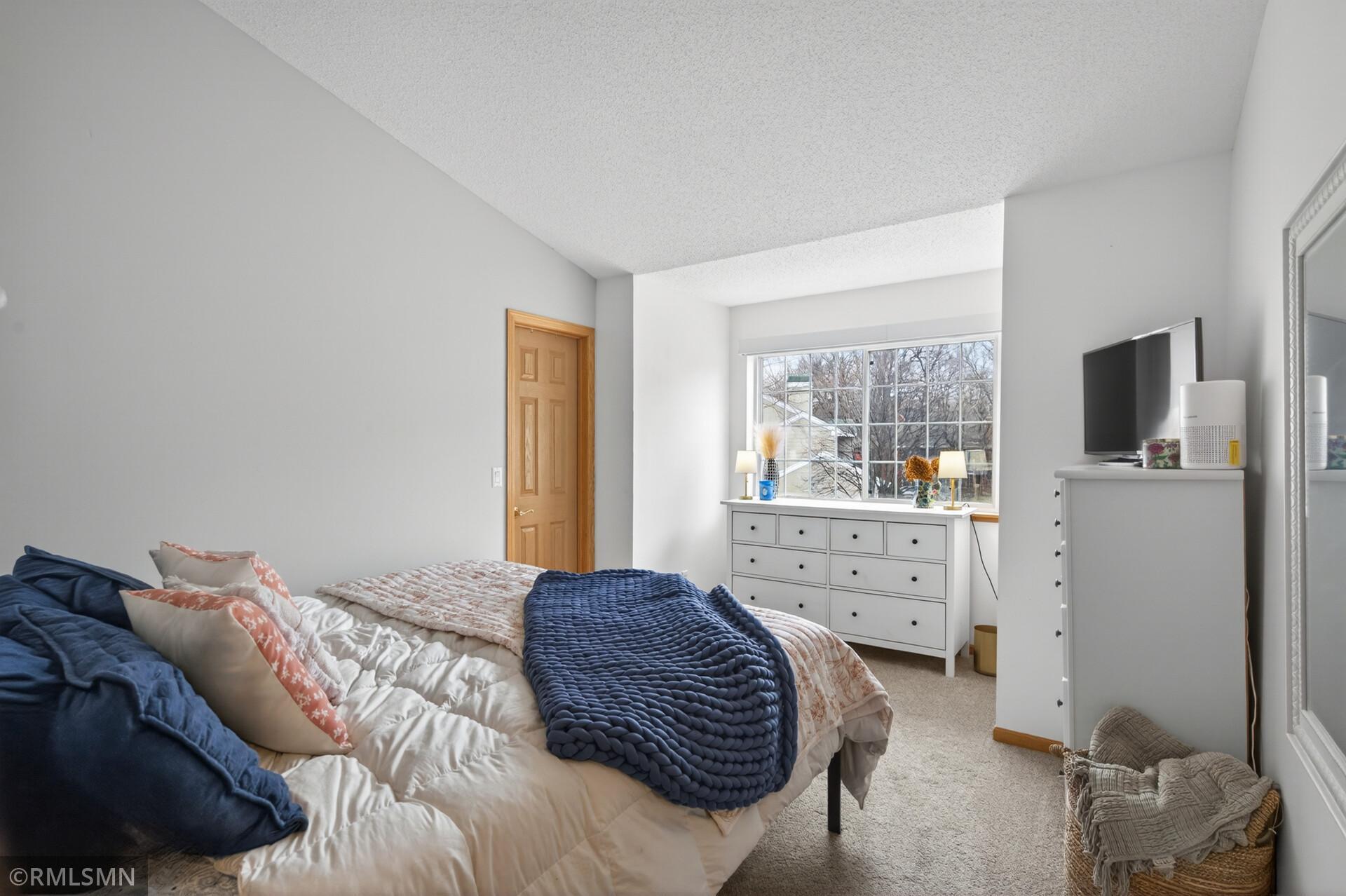 15705 25th Place N Unit: C