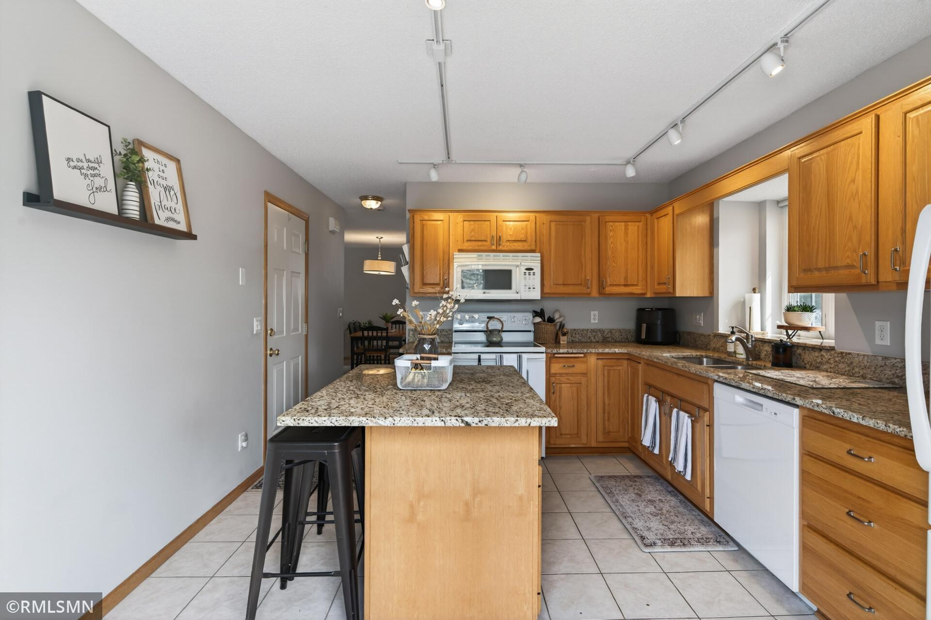 15705 25th Place N Unit: C