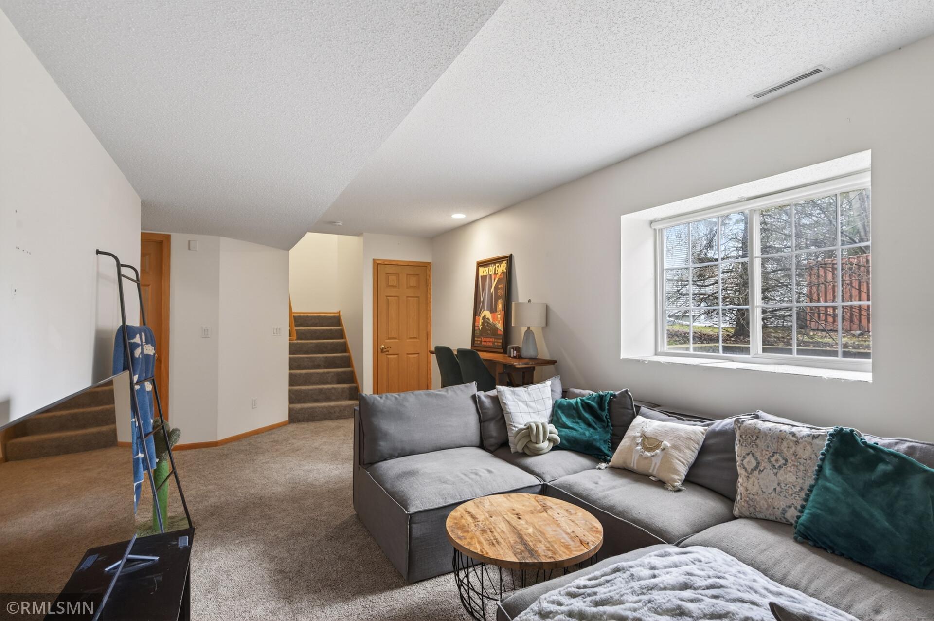 15705 25th Place N Unit: C