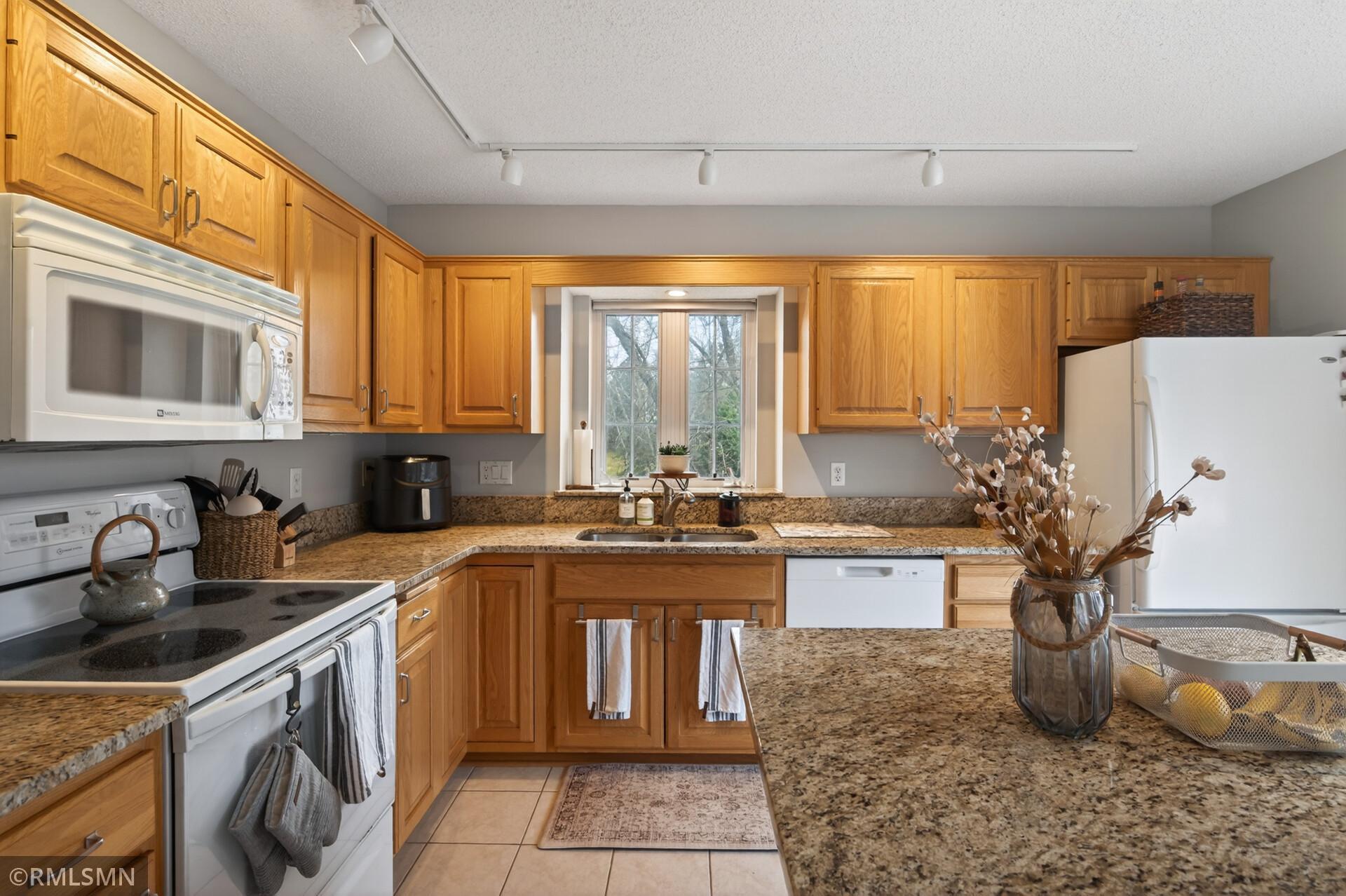 15705 25th Place N Unit: C